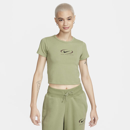 نايكي سبورتسوير