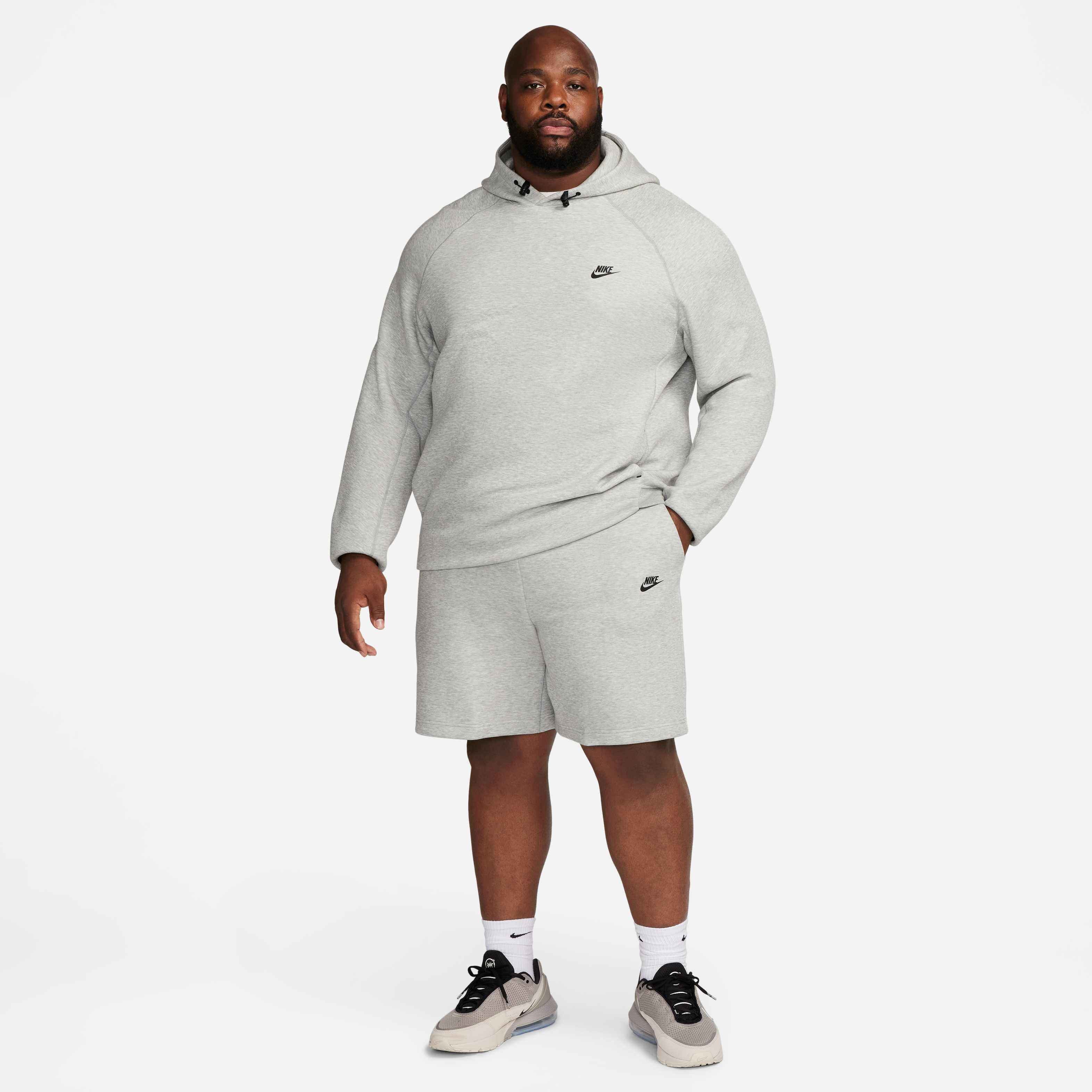 نايكي سبورتسوير تك فليس image number 17