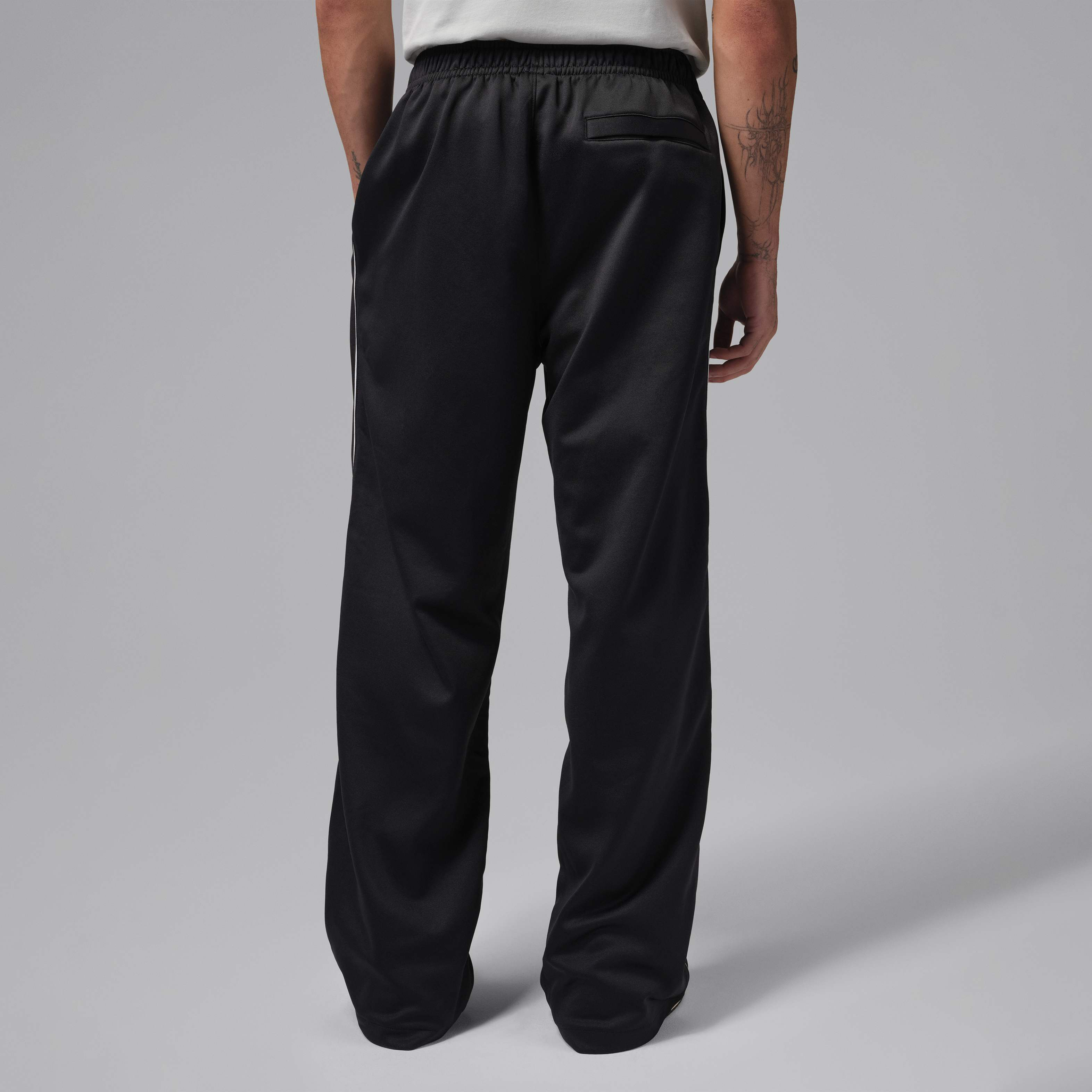 Jordan Brooklyn image number 1