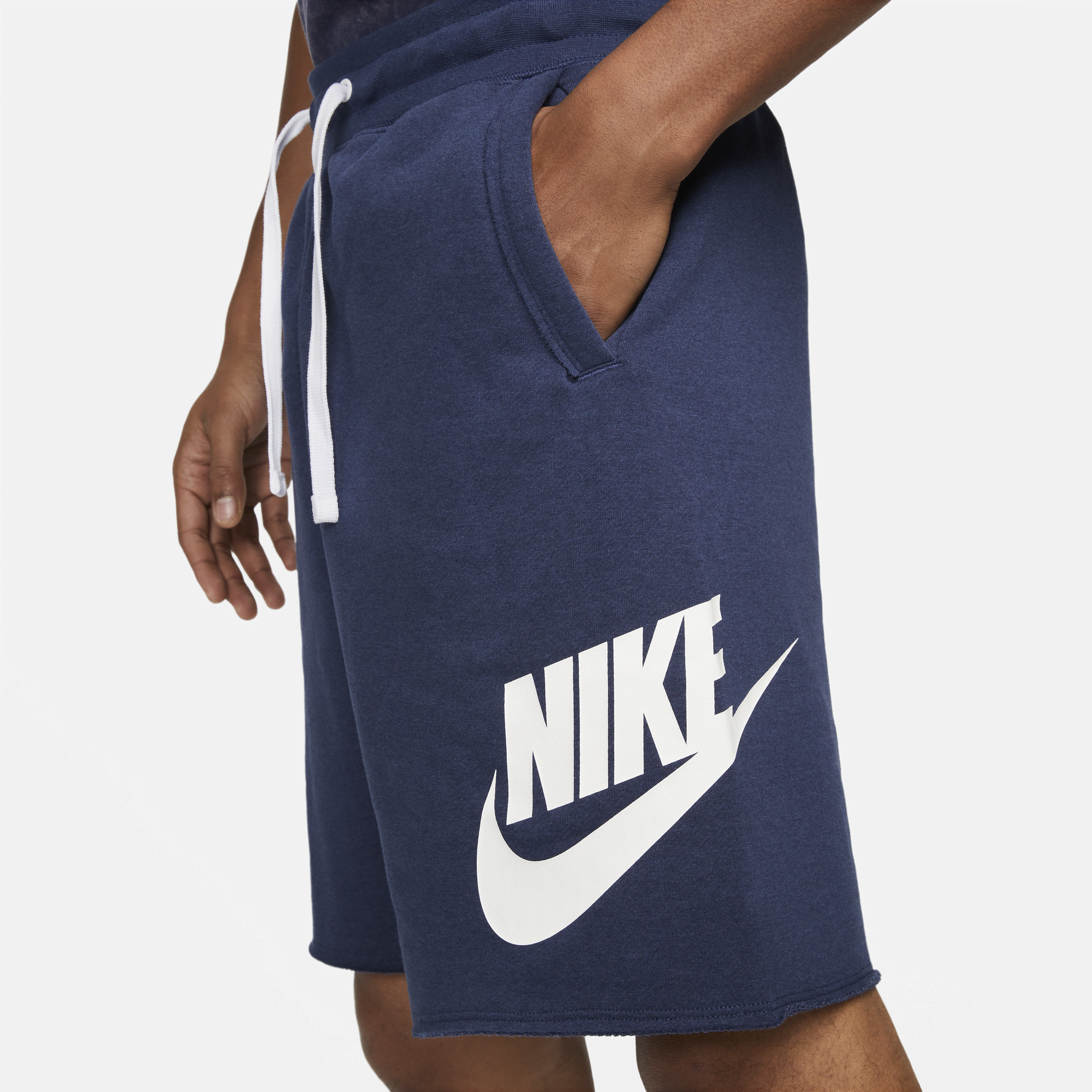 Nike alumni aop shorts outlet