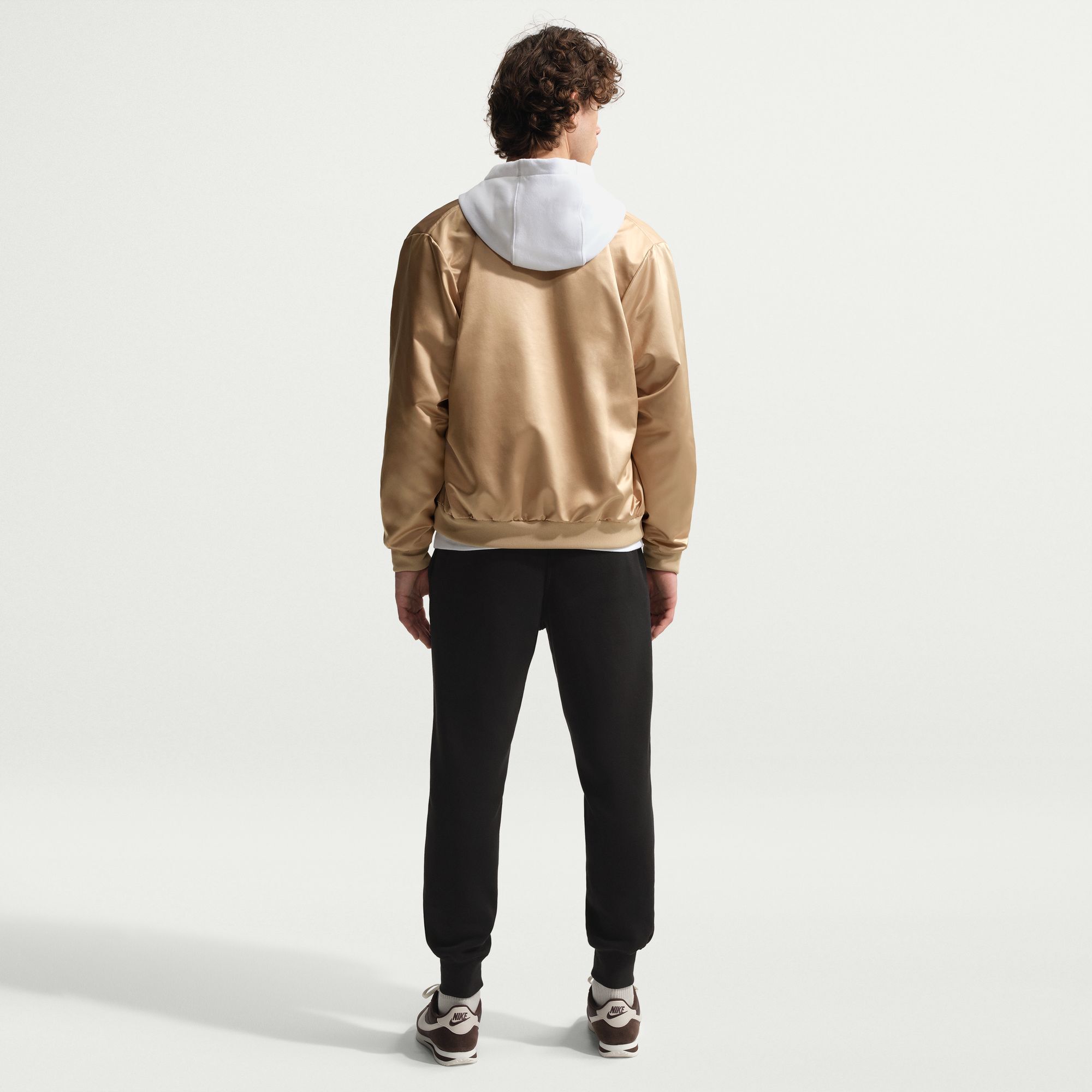 Nike Sportswear Club image number 1