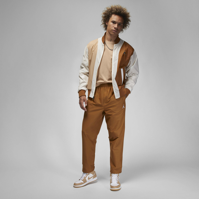 Jordan Essentials image number 5 Jordan Essentials image number 5