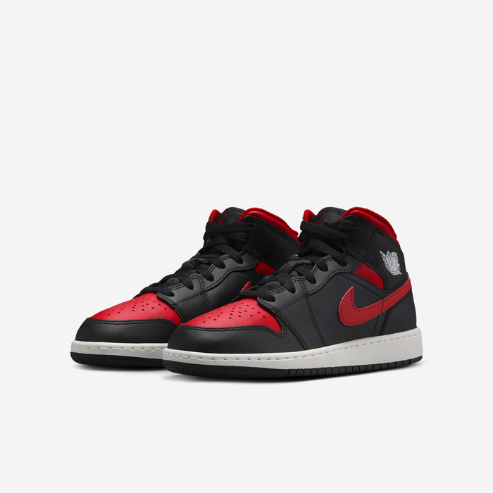 Air Jordan 1 Mid image number 4 Air Jordan 1 Mid image number 4