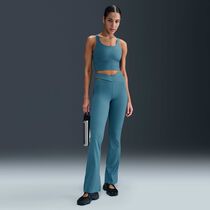 Nike Zenvy Rib