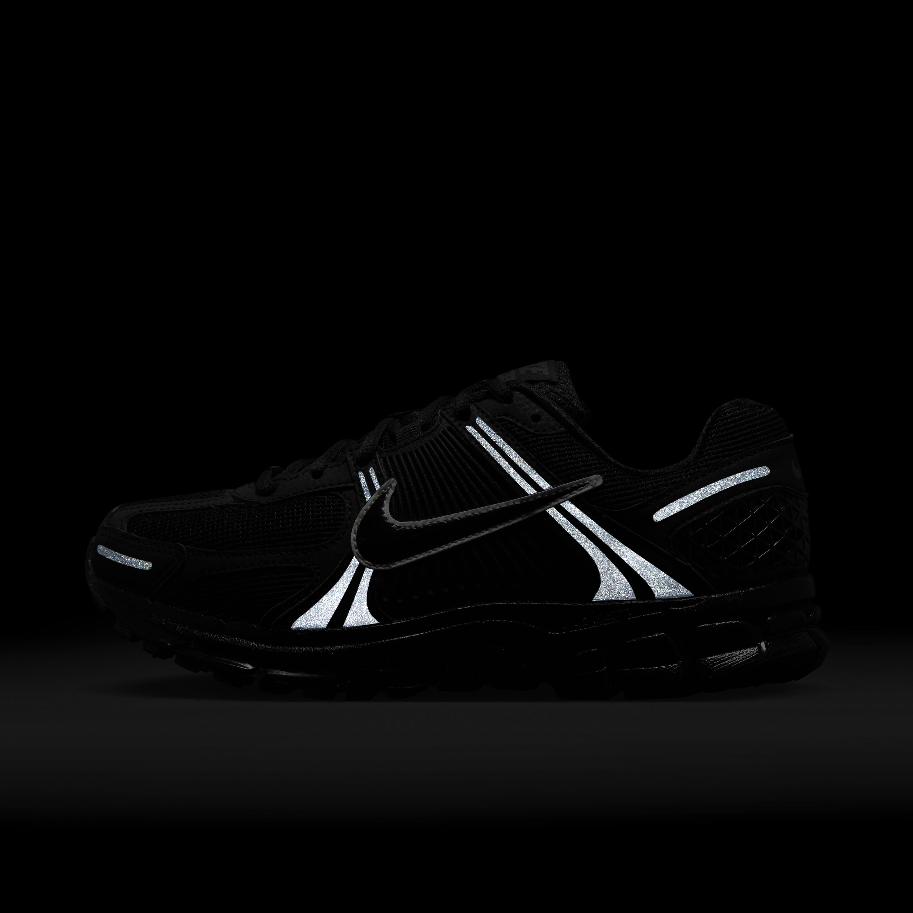 Nike Zoom Vomero 5 image number 10