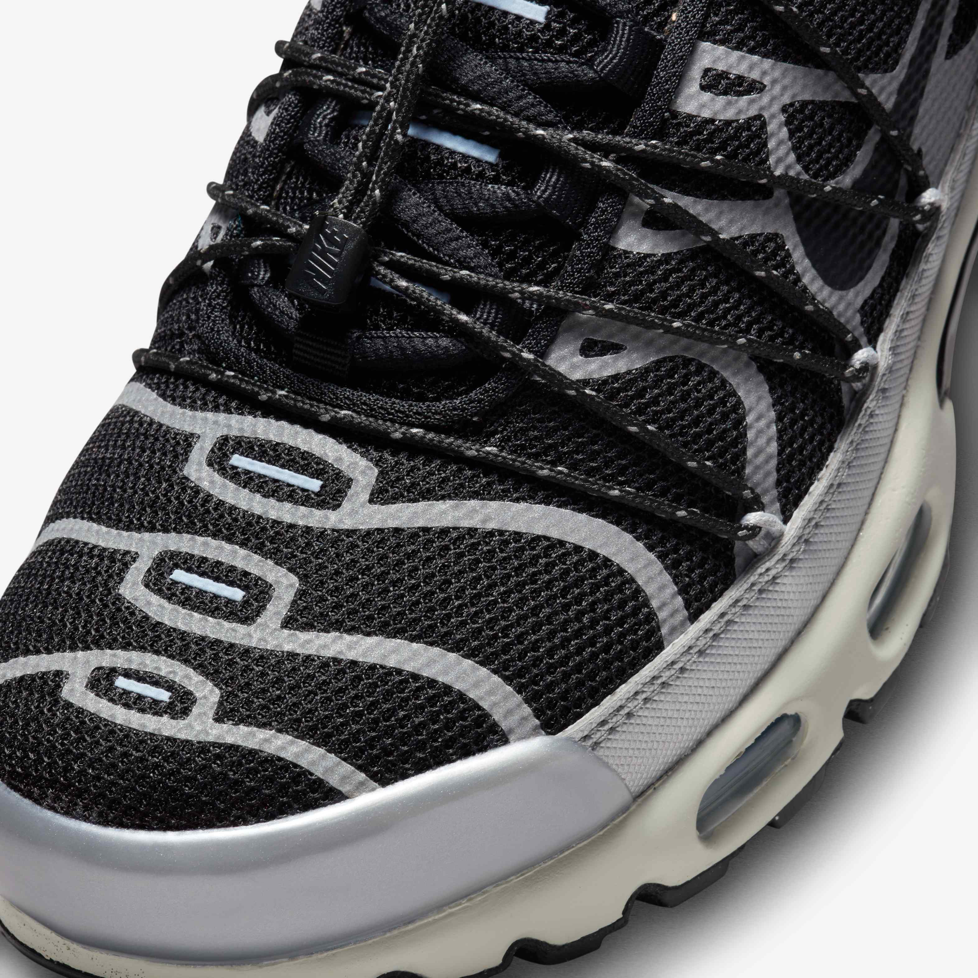 حذاء اير ماكس بلاس image number 7