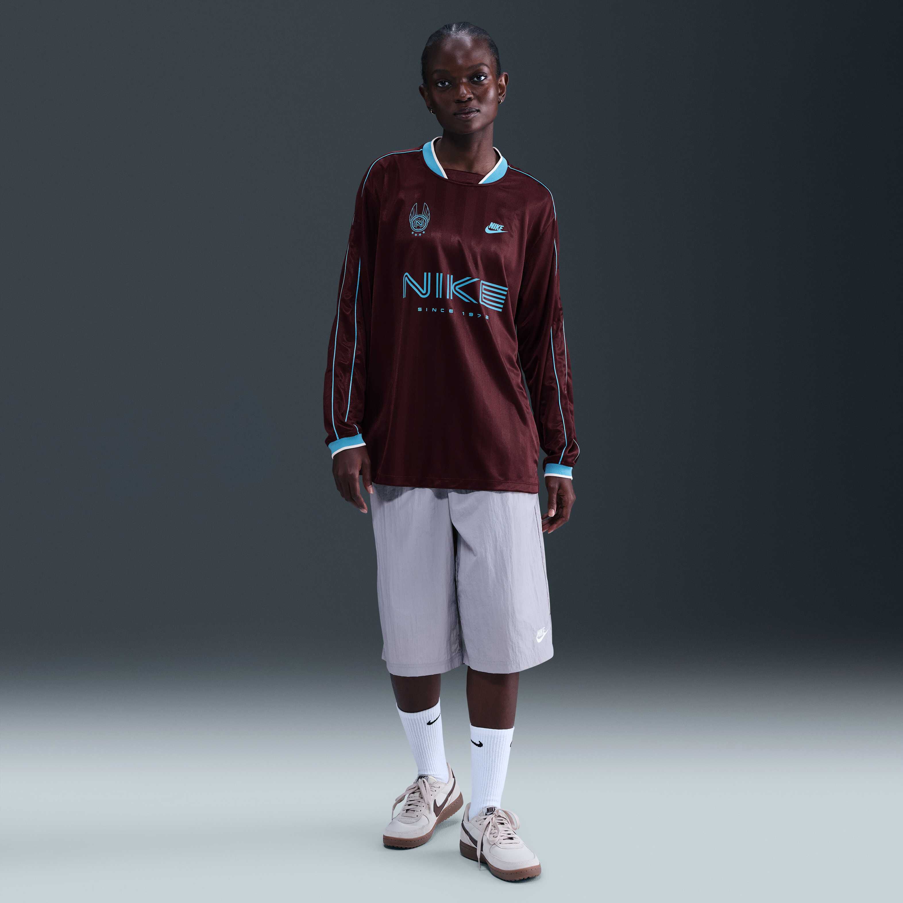 نايكي سبورتسوير image number 3