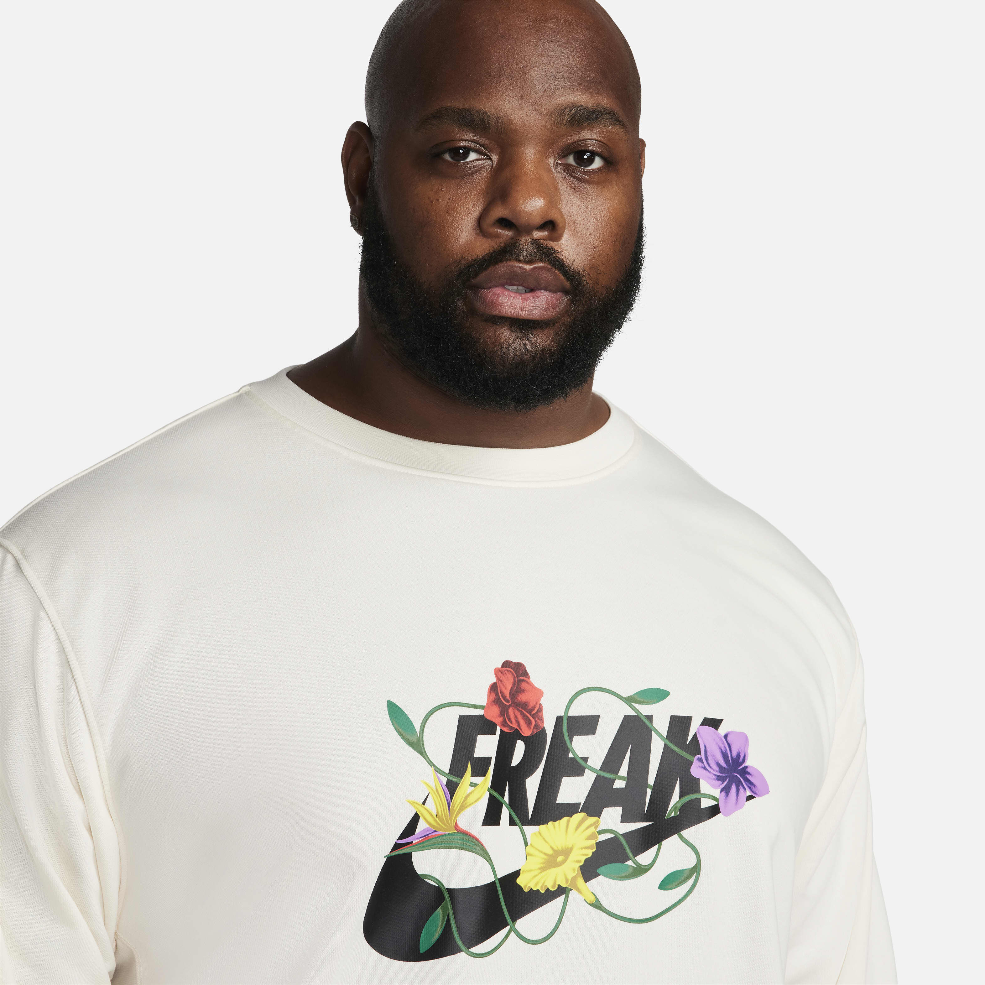 جيانيس ستاندرد ايشيو image number 8