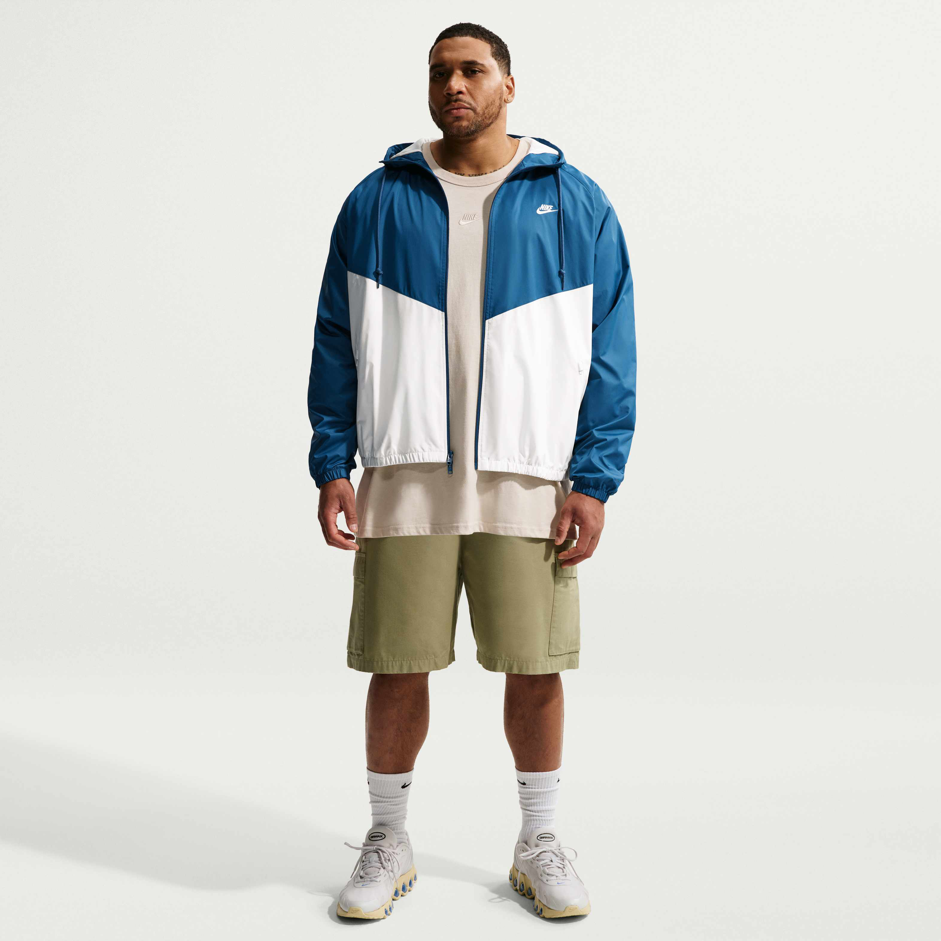Nike Windrunner image number 9