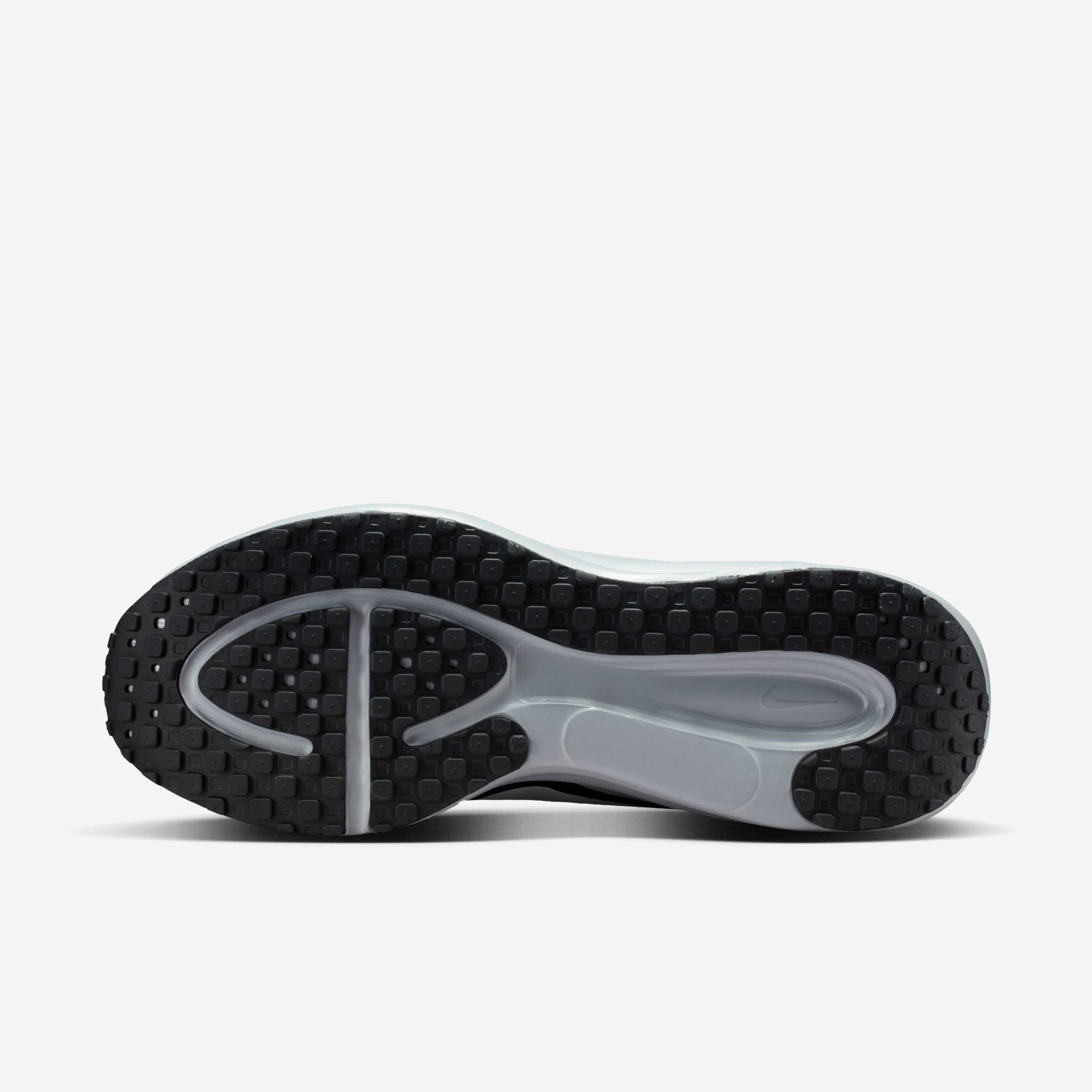 Nike Revolution 8 image number 1