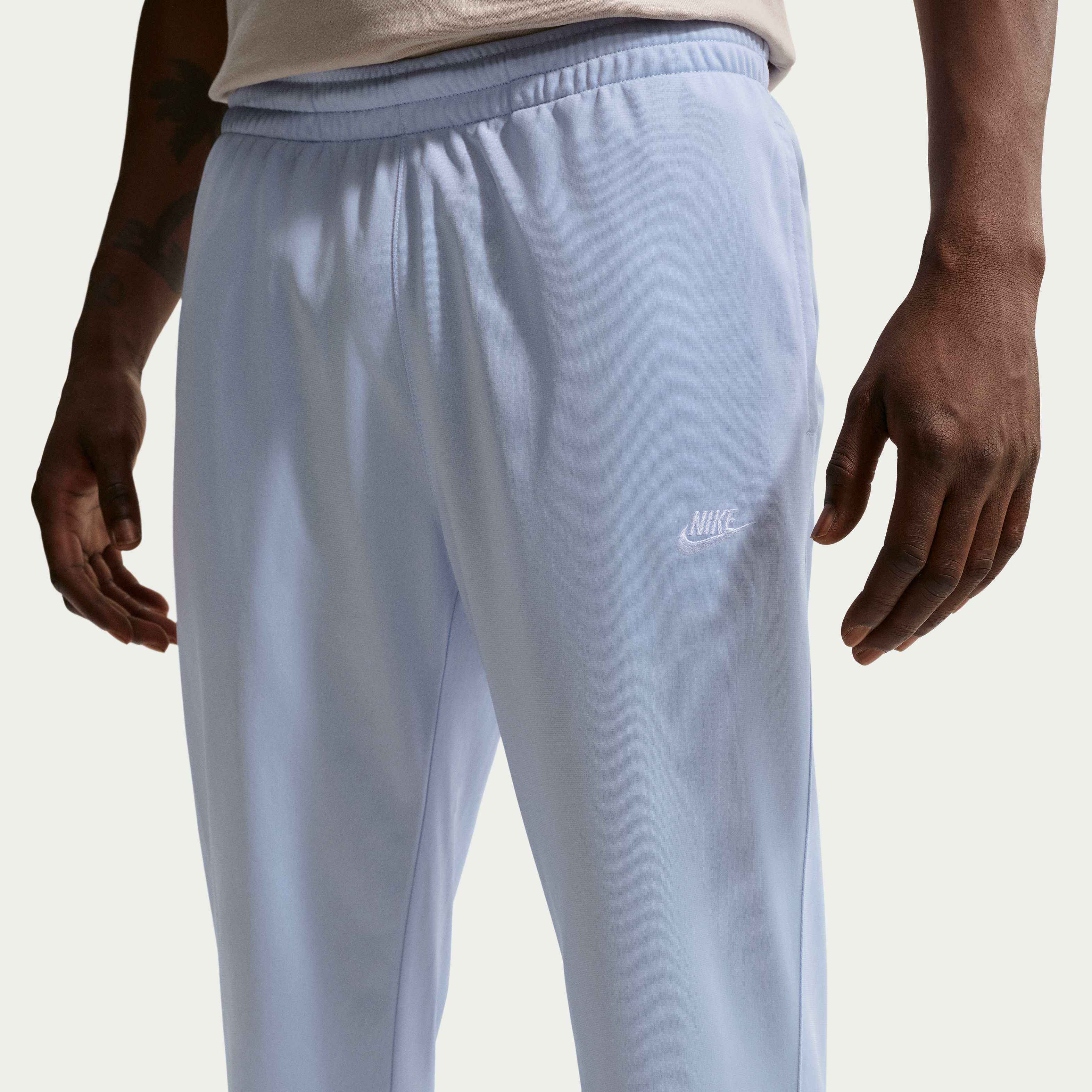 Nike Sportswear Club image number 3