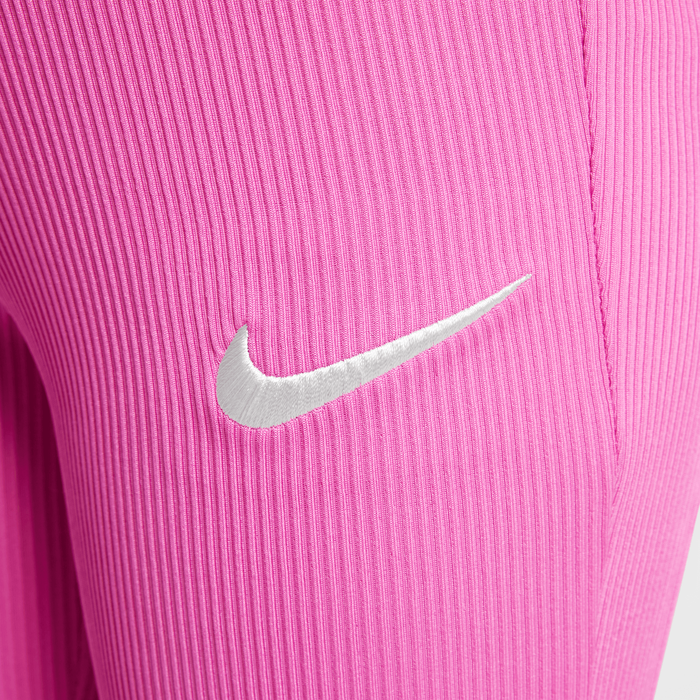 Nike Game, Swoosh, Match! image number 4 Nike Game, Swoosh, Match! image number 4