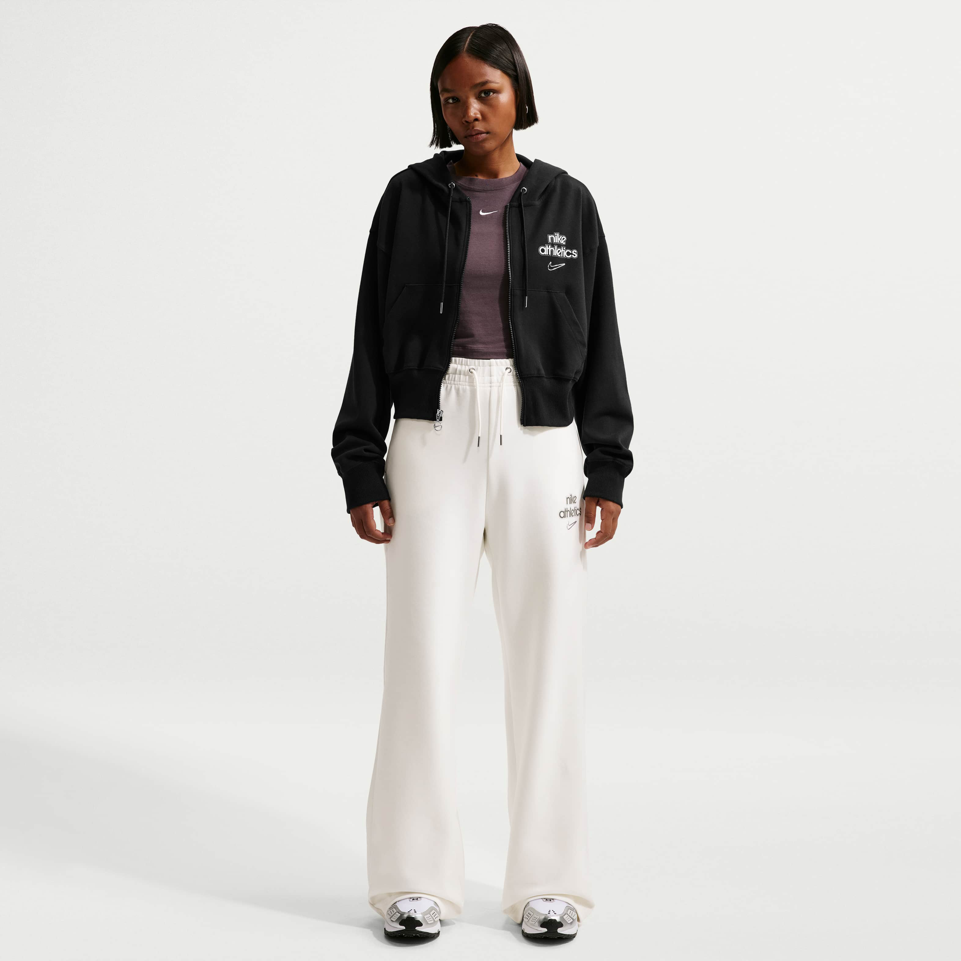 نايكي سبورتسوير فينيكس فليس image number 3