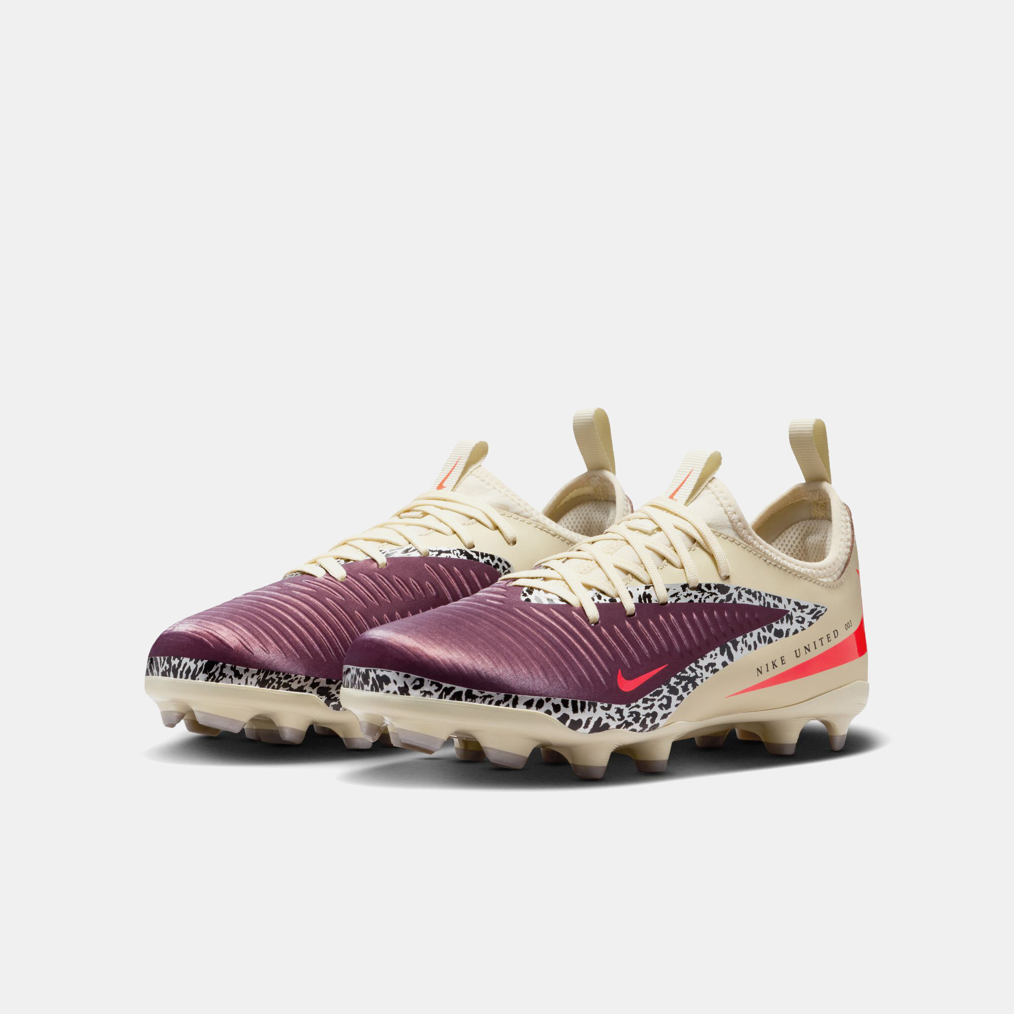 نايكي يونايتد جونيور فانتوم 6 أكاديمي image number 2