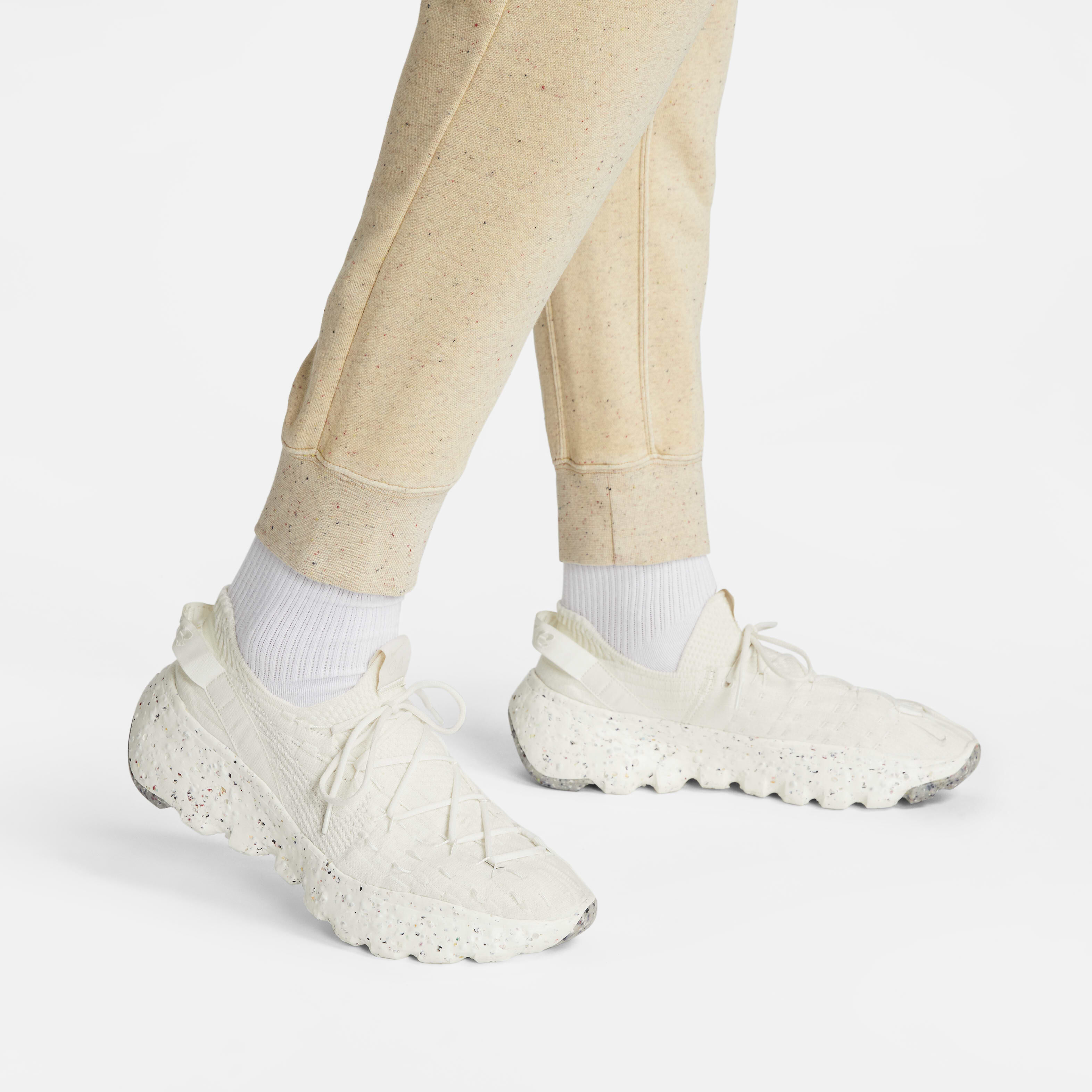 Nike Club Fleece+ image number 5