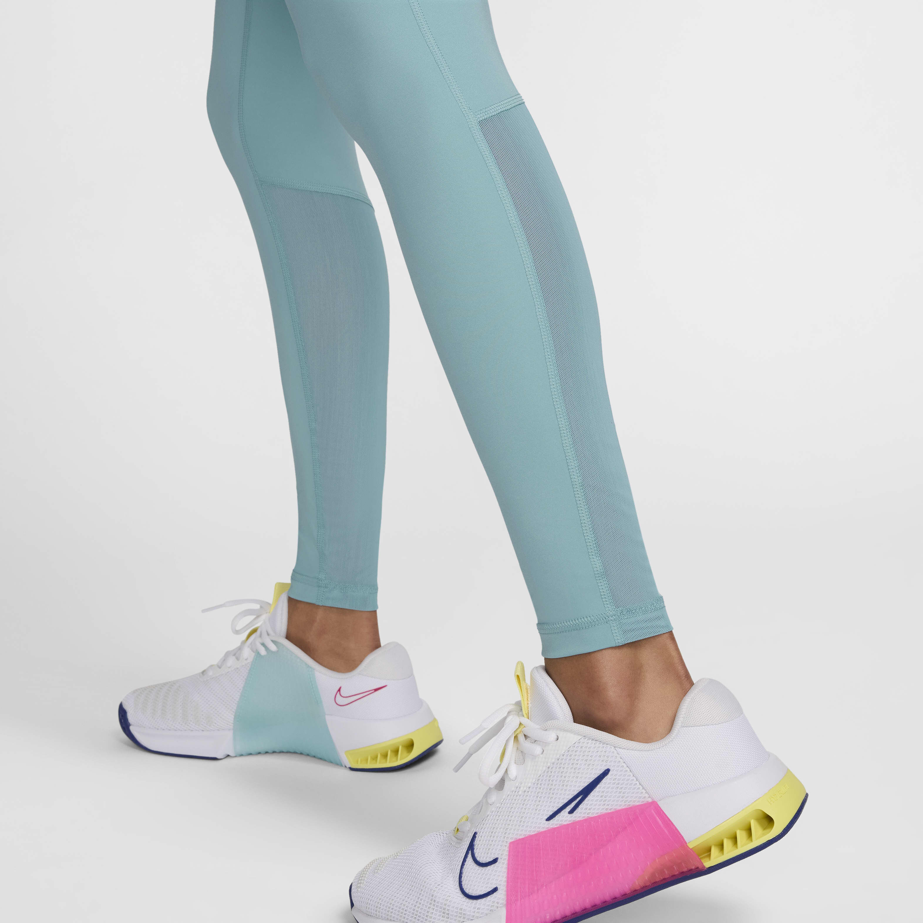 نايكي برو image number 4