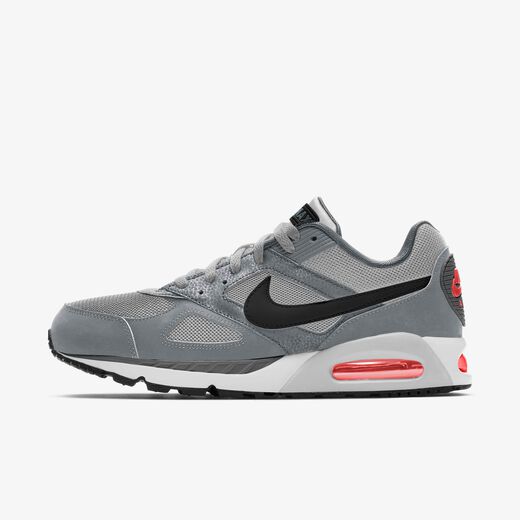 Nike Air Max IVO