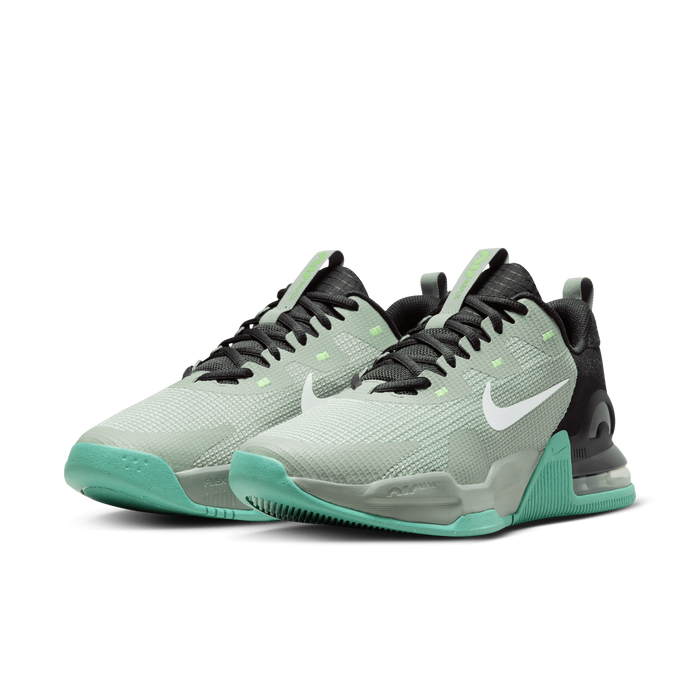 Green nike deals trainers