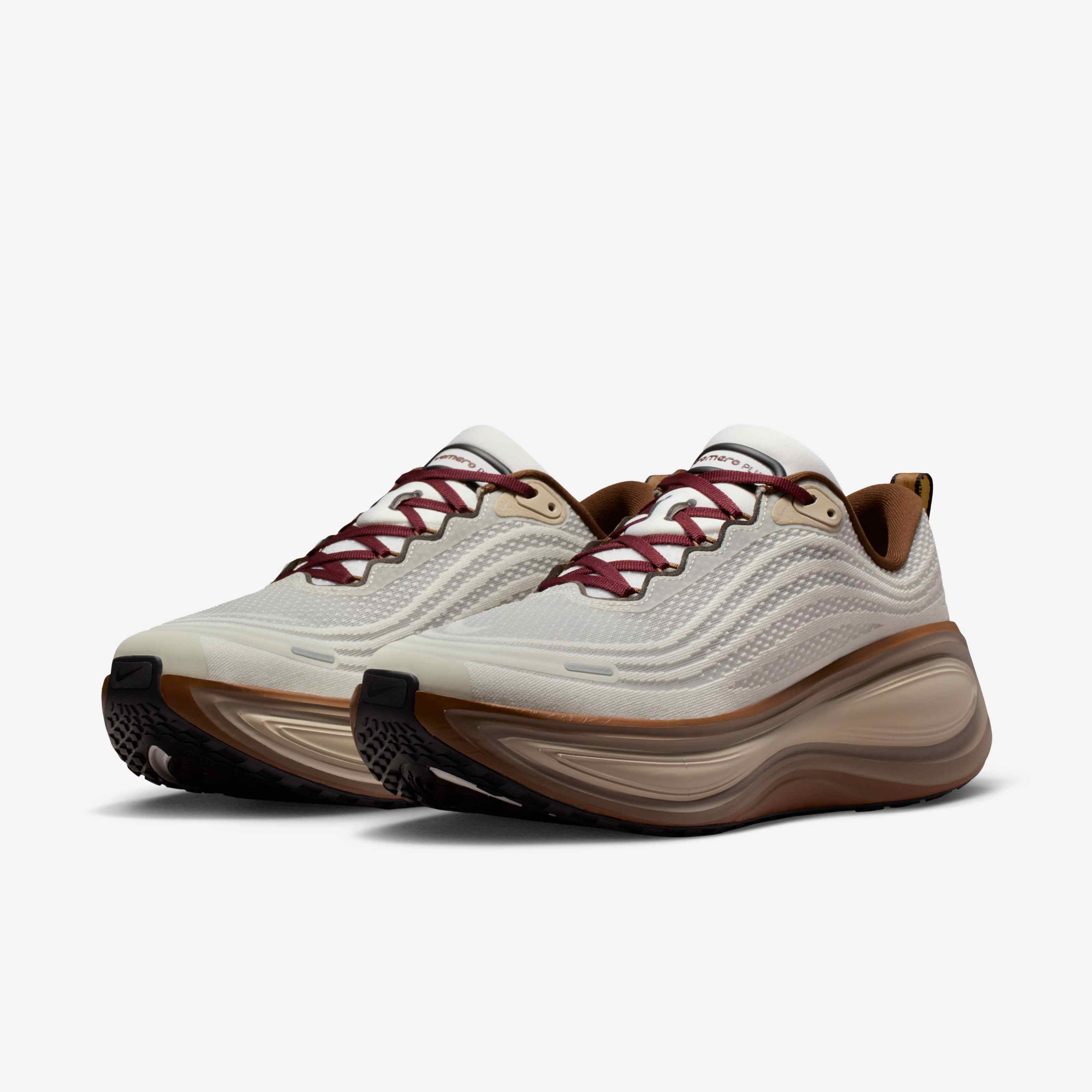 Nike Vomero Plus image number 4
