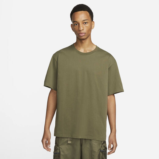 نايكي سبورتسوير تَك باك