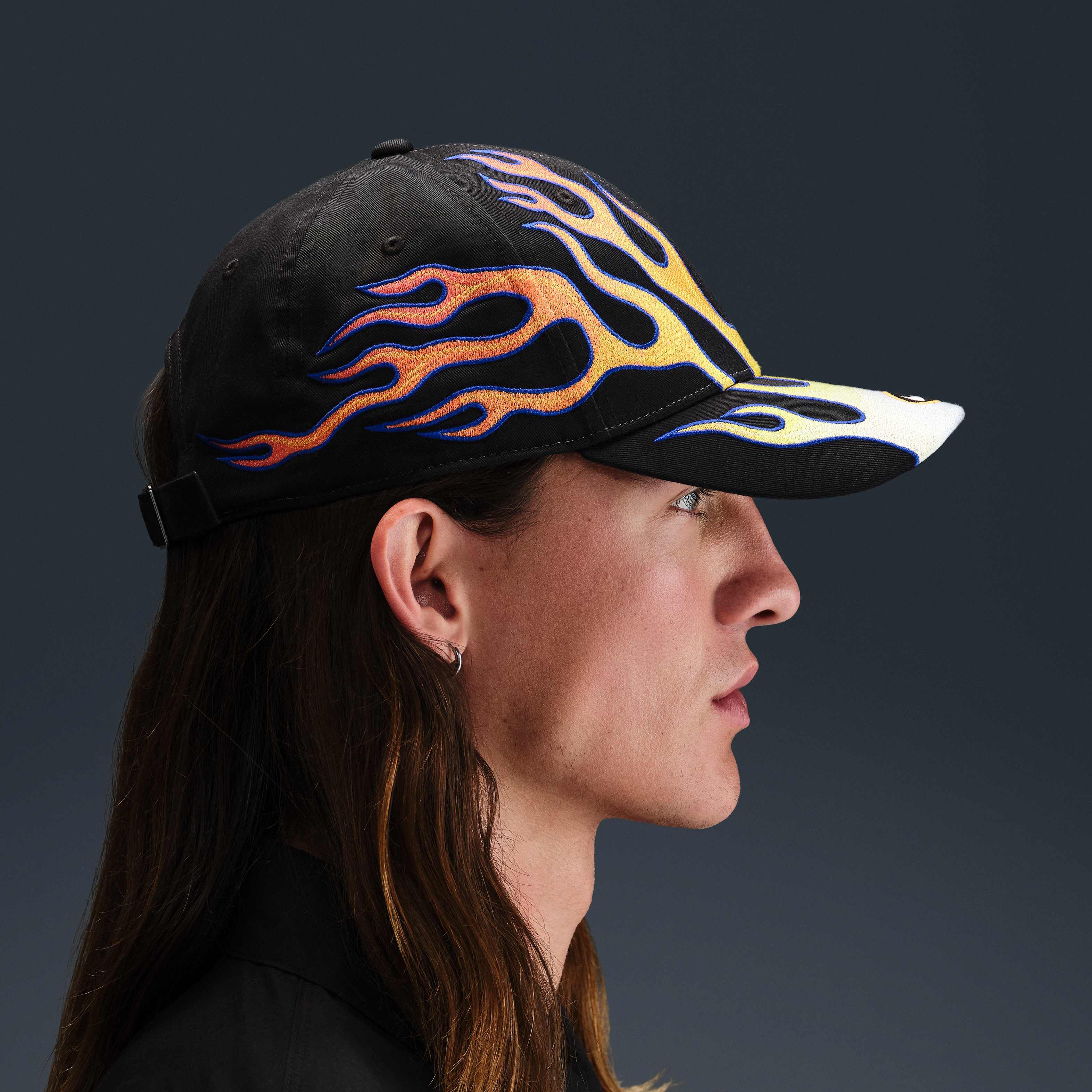 Buy Nike Club Cap Structured OG Flame Cap - Black | Nike UAE