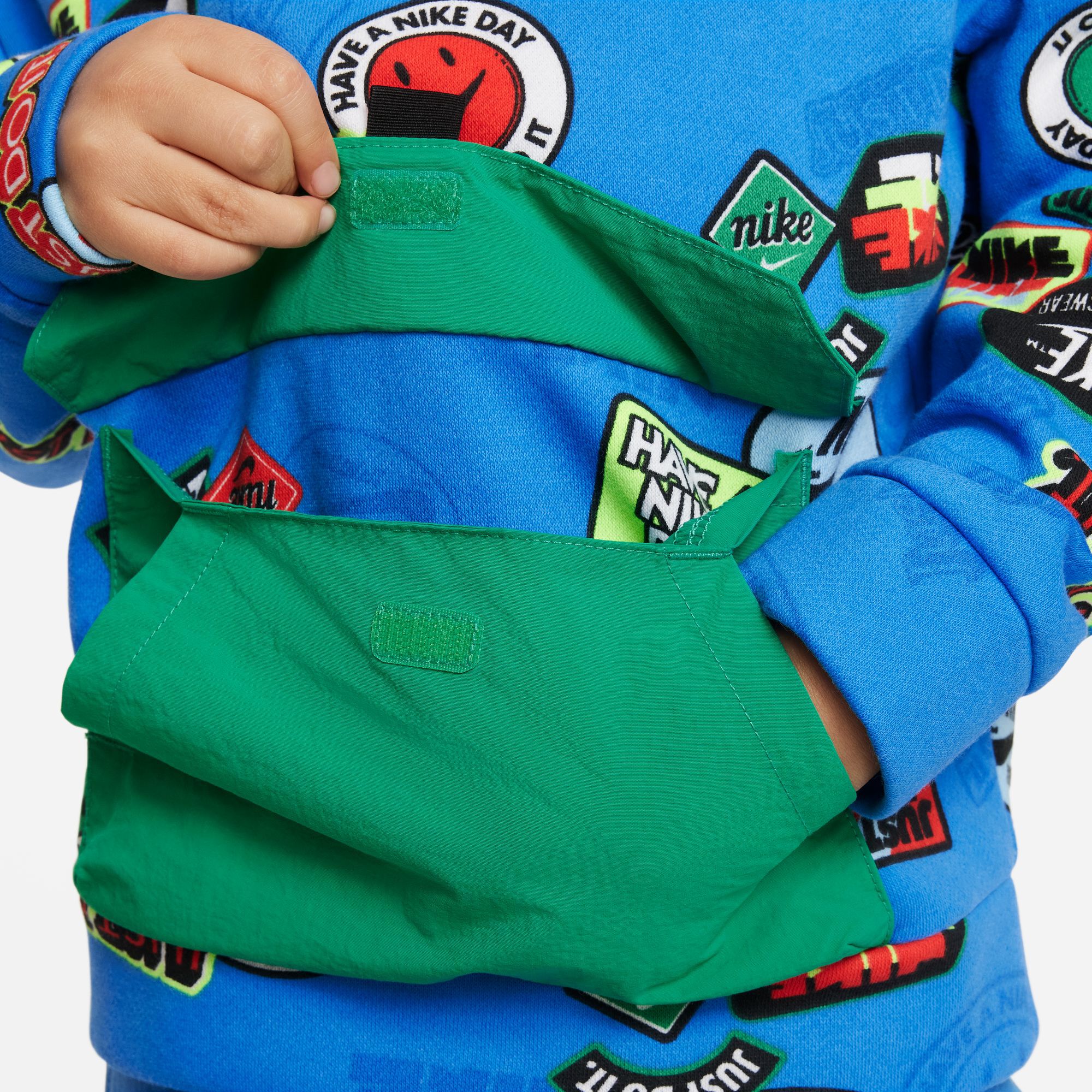 نايكي سبورتسوير image number 2