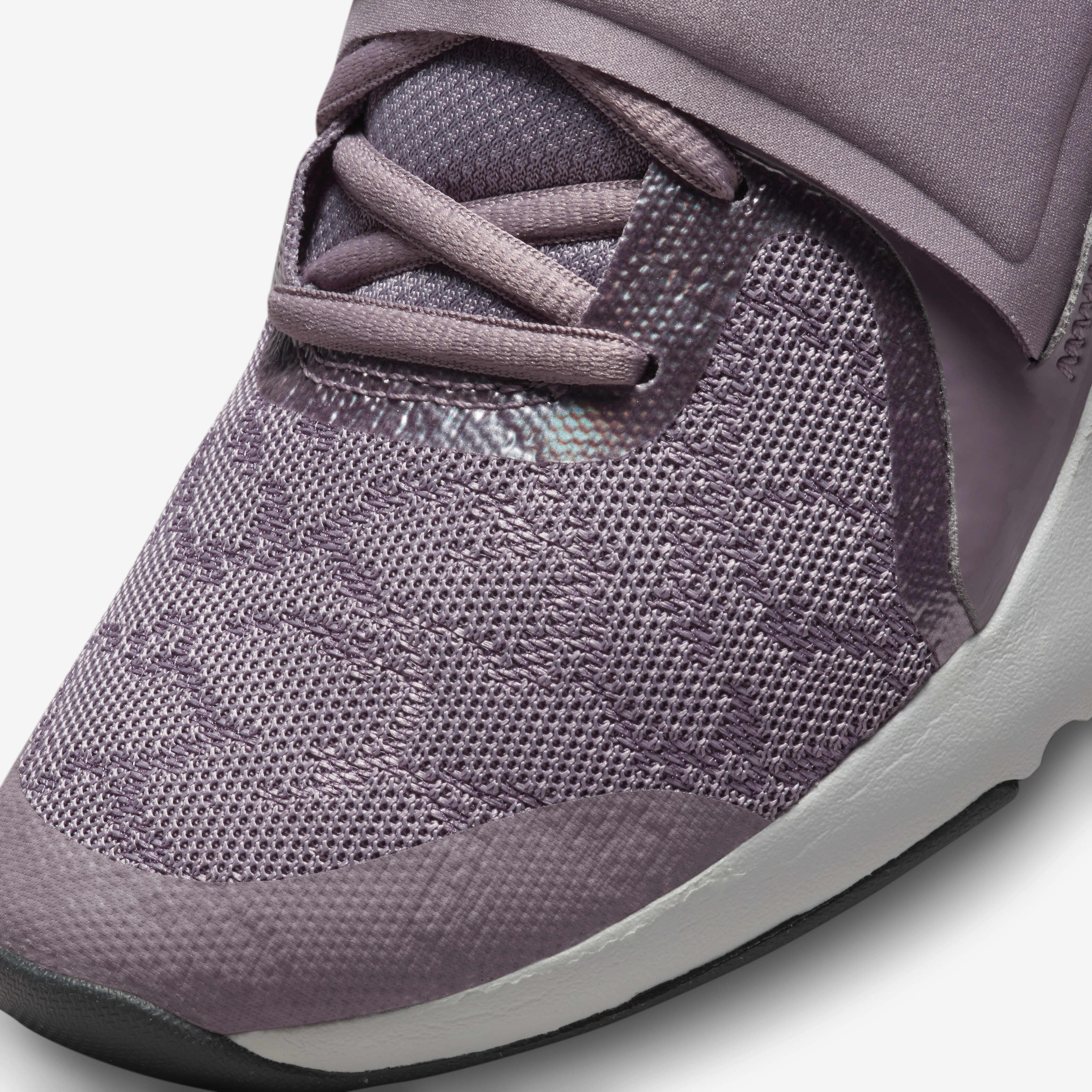 نايكي رينيو ان-سيزن تي آر 12 بريميوم image number 6