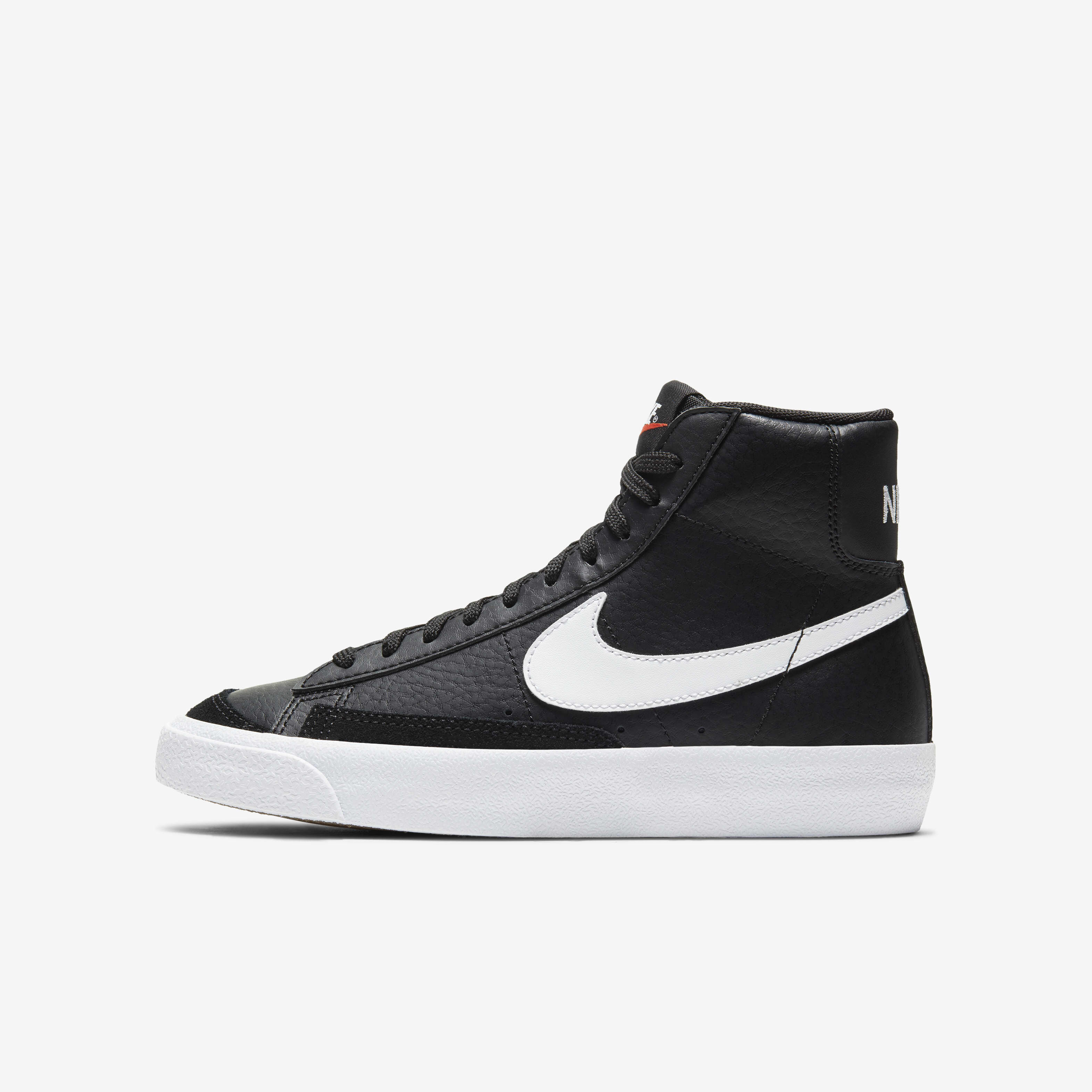 Nike Blazer Mid '77 image number 0