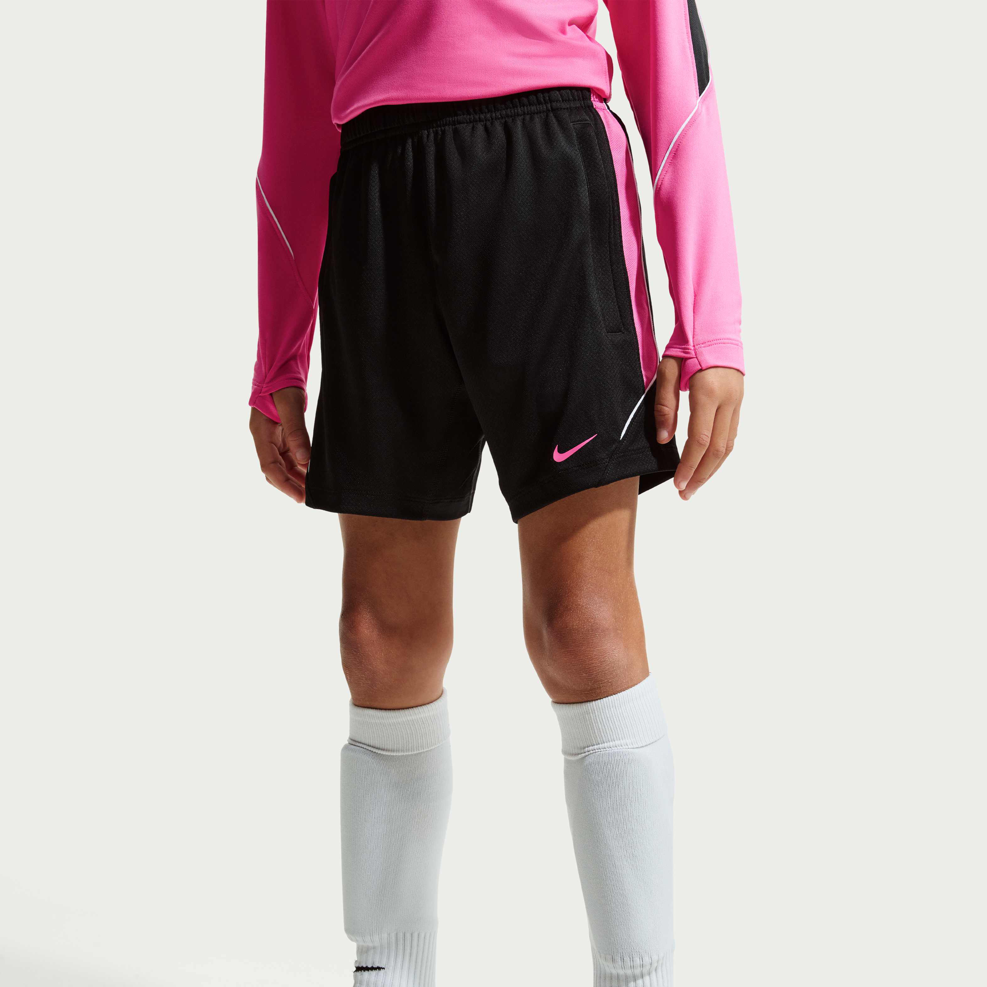 Nike Strike image number 1