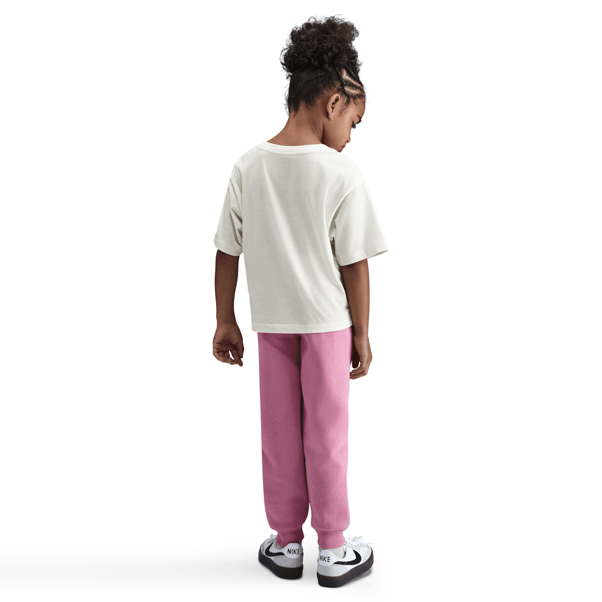 نايكي كوزي image number 2