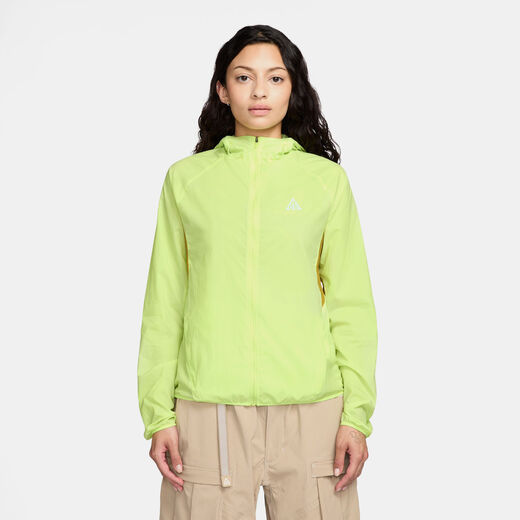 ايه سي جي-نايكي, نايكي ايه سي جي, جاكيت الجري تريل ريبل للنساء