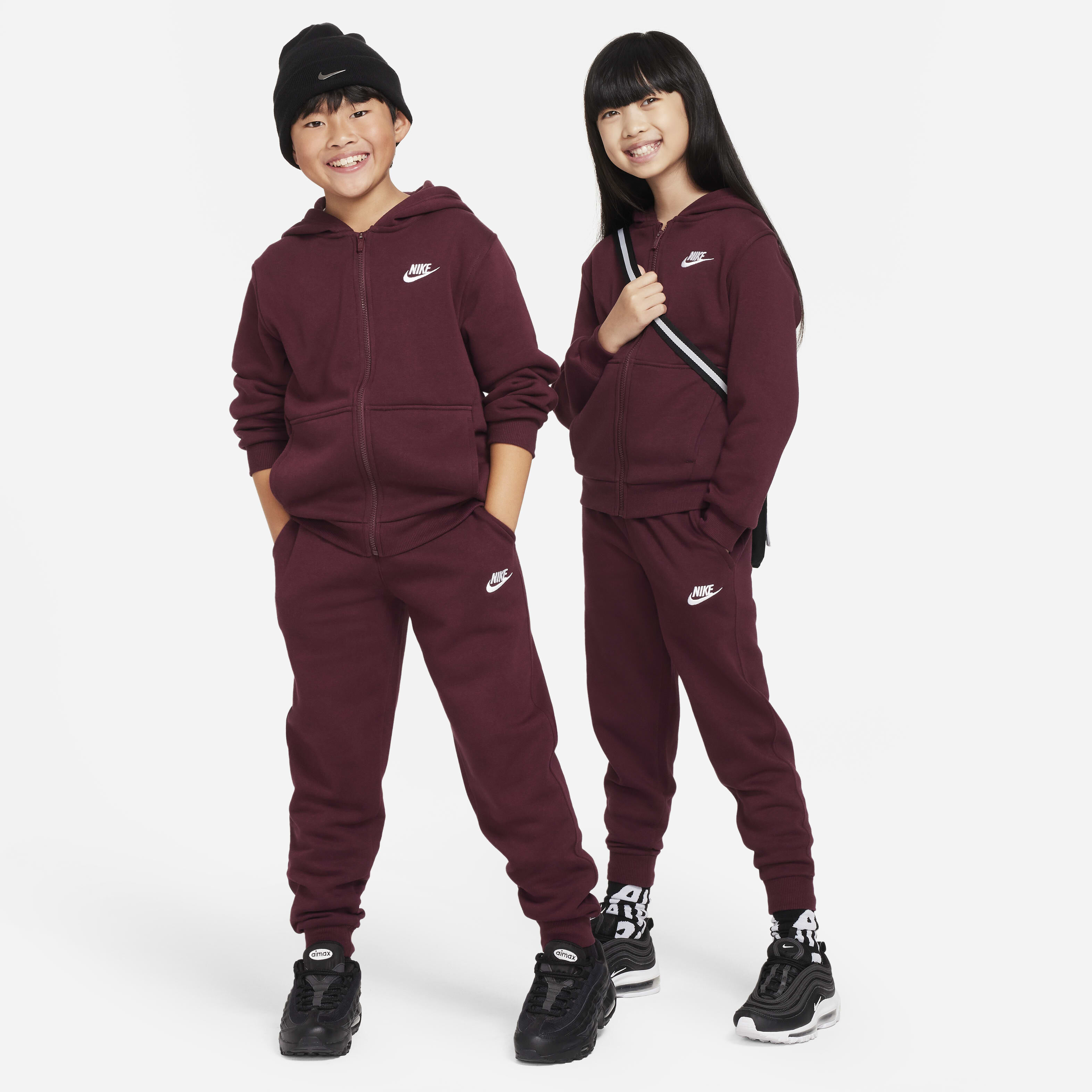 نايكي سبورتسوير كلوب فليس image number 5