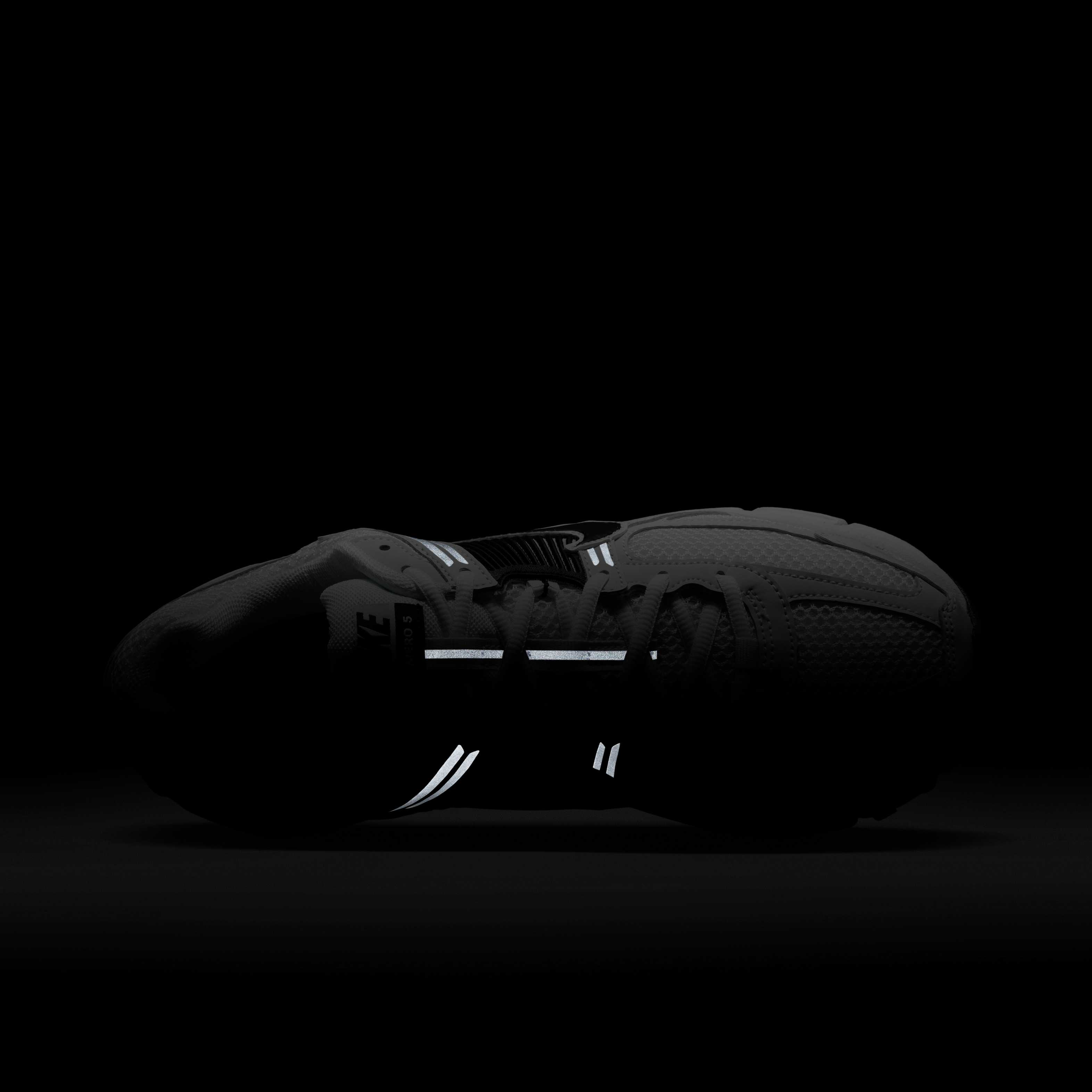 Nike Zoom Vomero 5 image number 8