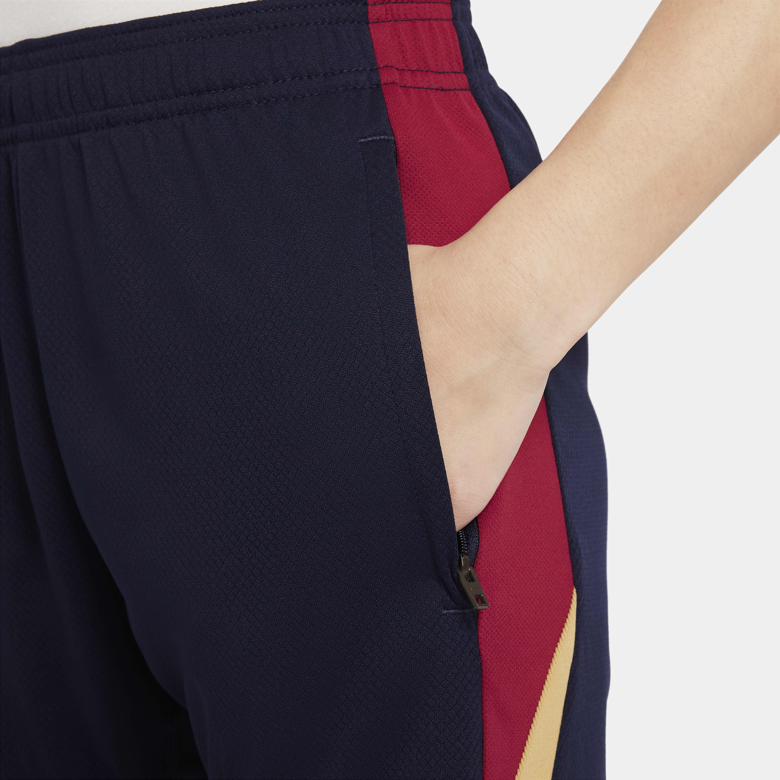 F.C. Barcelona Strike image number 4