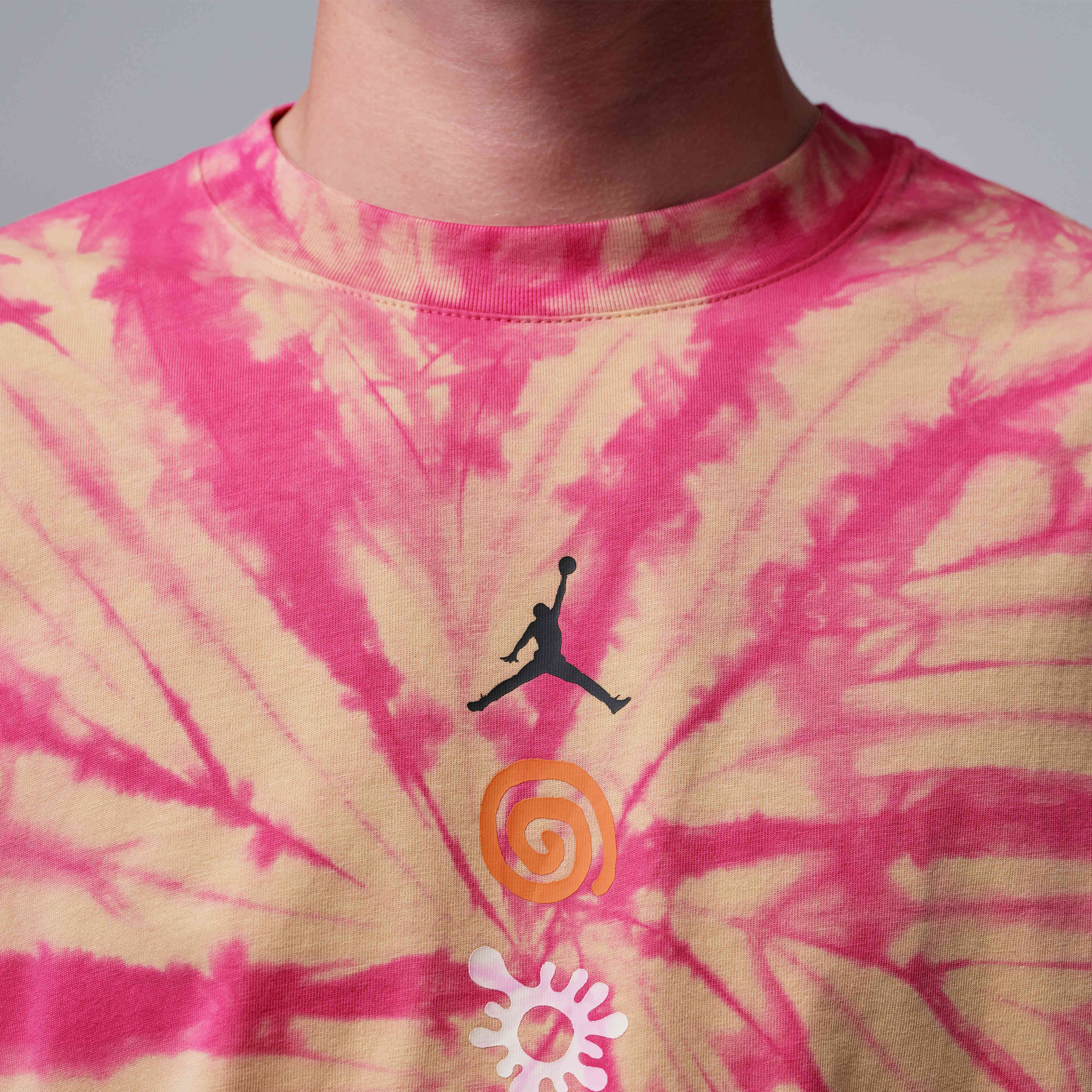 Jordan Brooklyn image number 3
