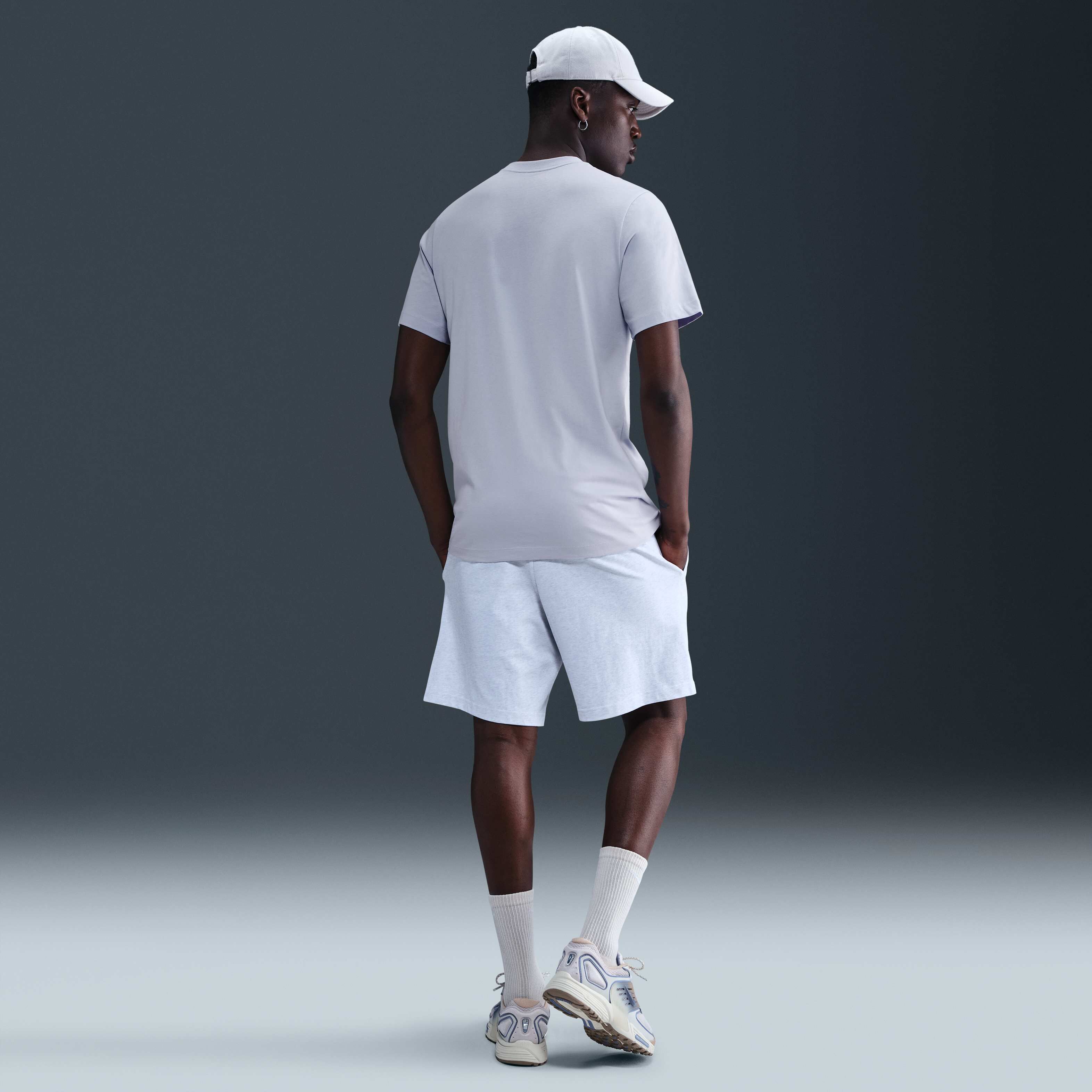 Nike Sportswear Club image number 4