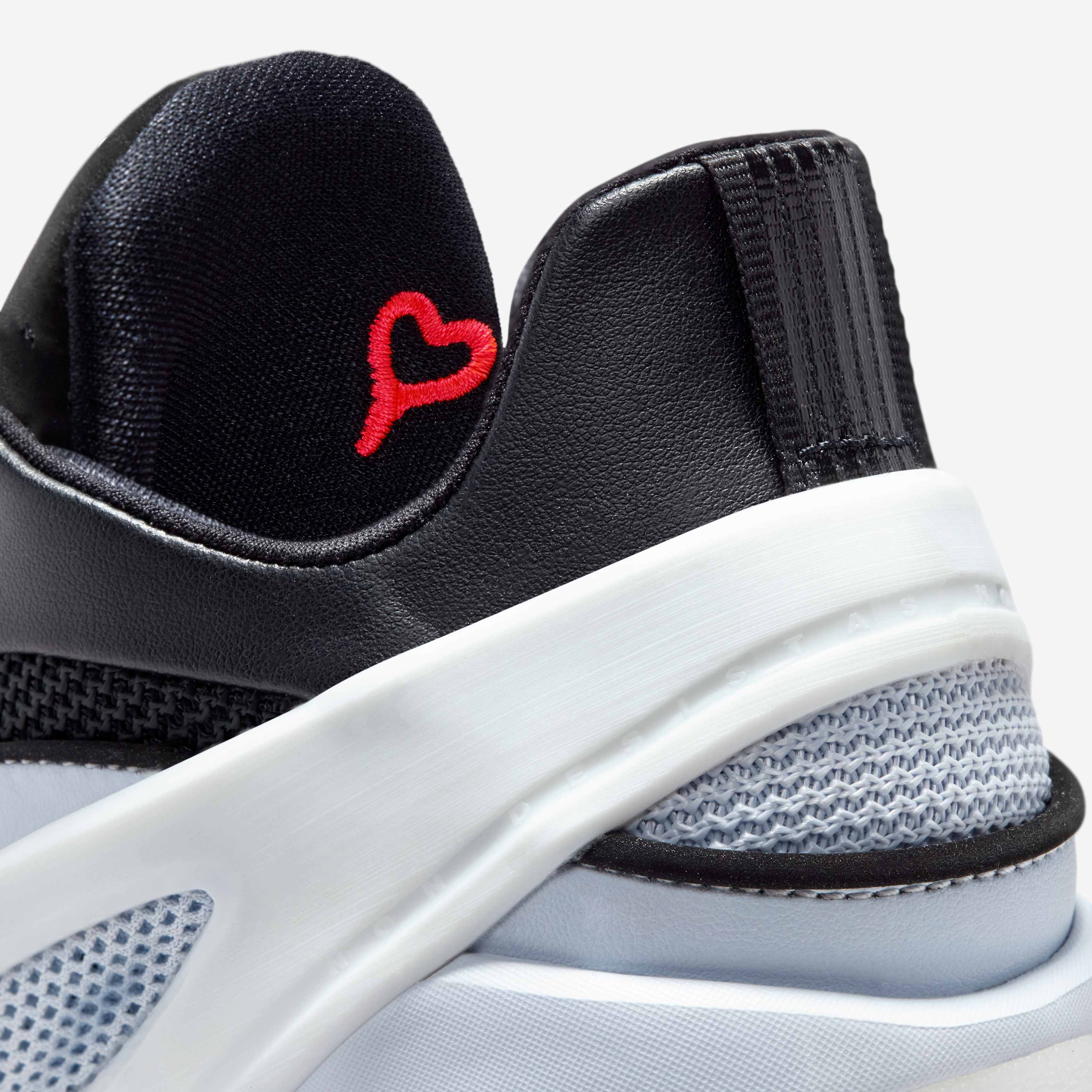 Luka 5 'Venom' image number 8