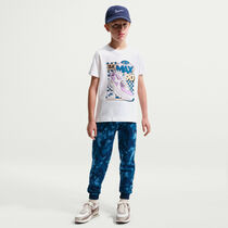 نايكي سبورتسوير