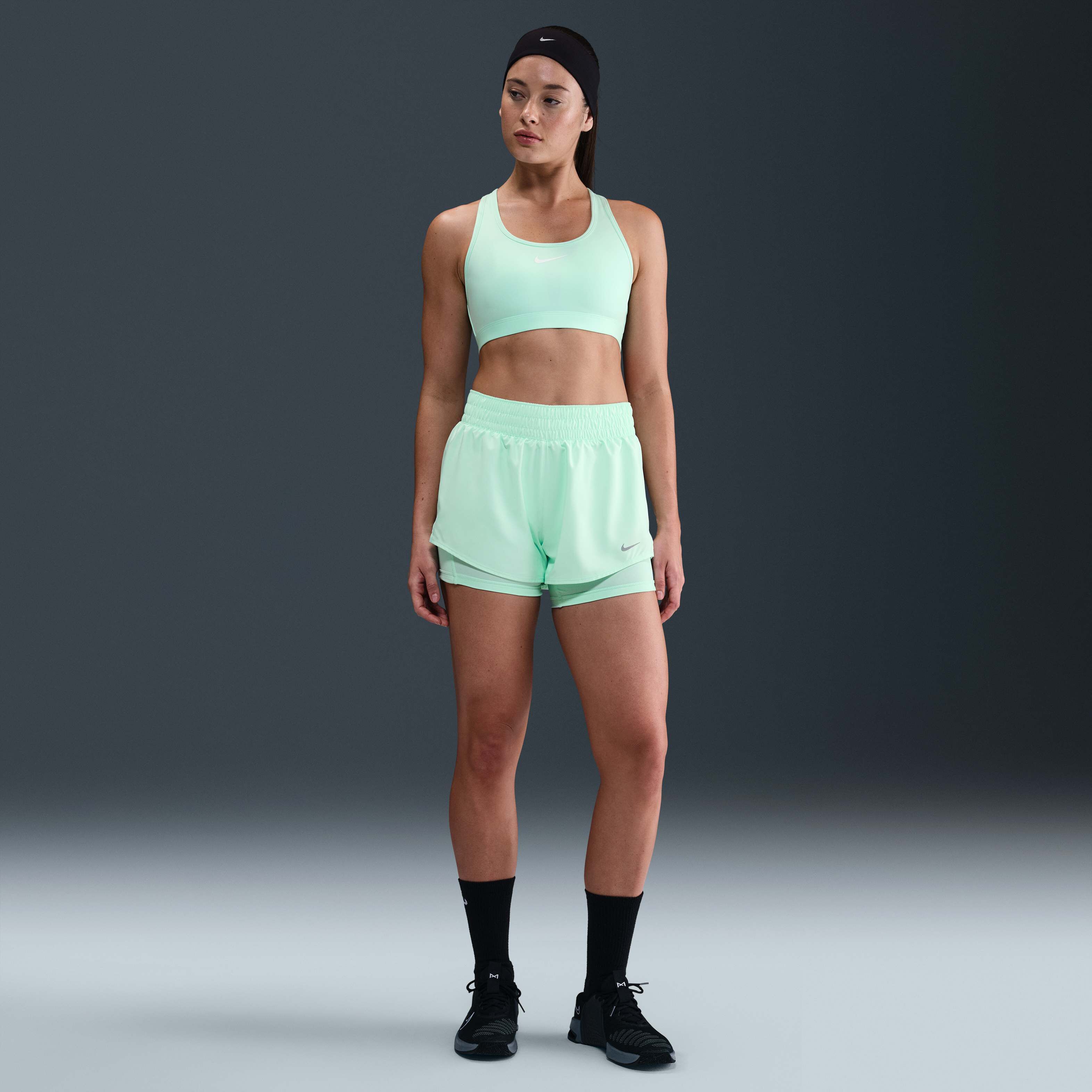 نايكي سووش بدعم متوسط image number 3