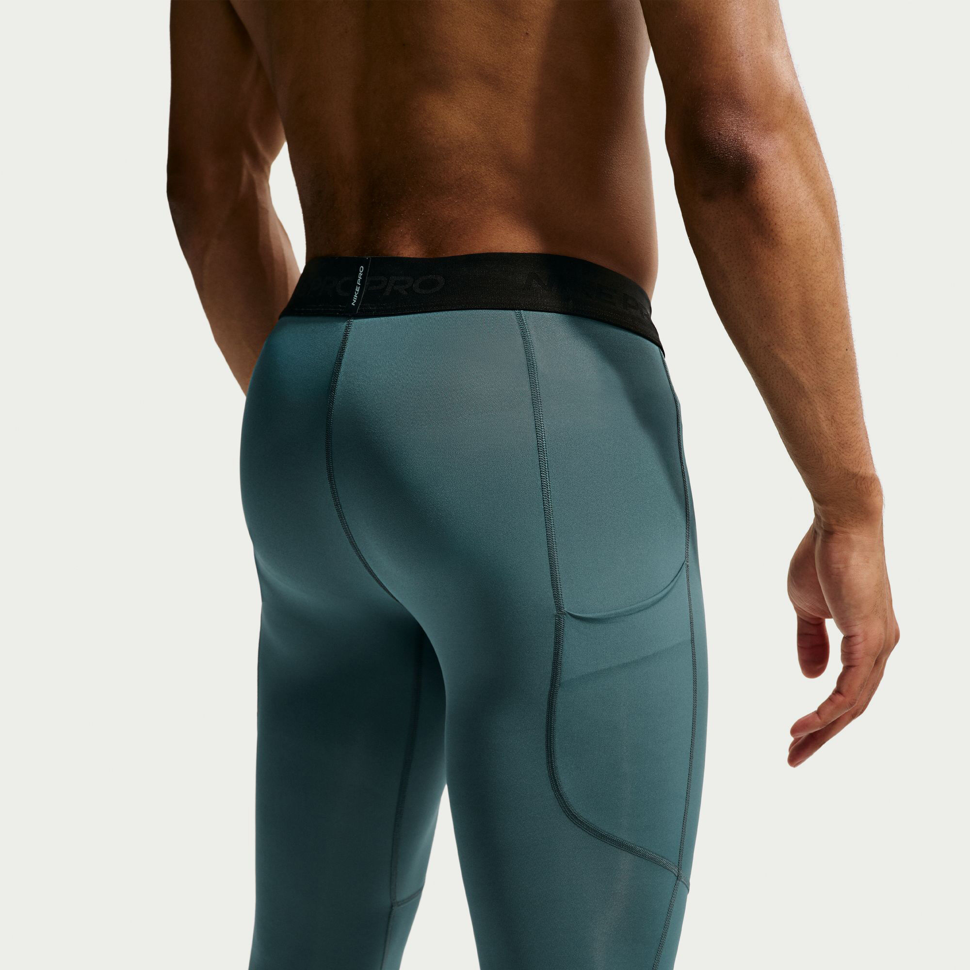 Nike Pro image number 3