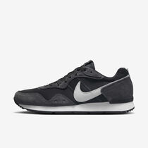 Nike Venture Runner