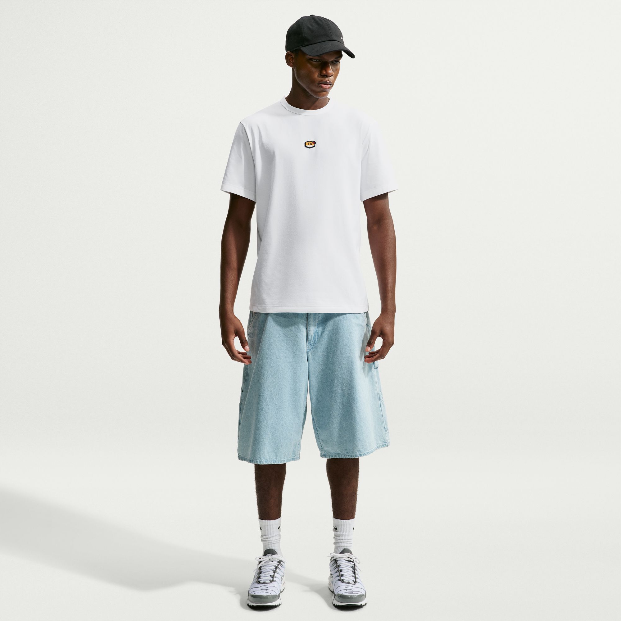 Nike Sportswear image number 0
