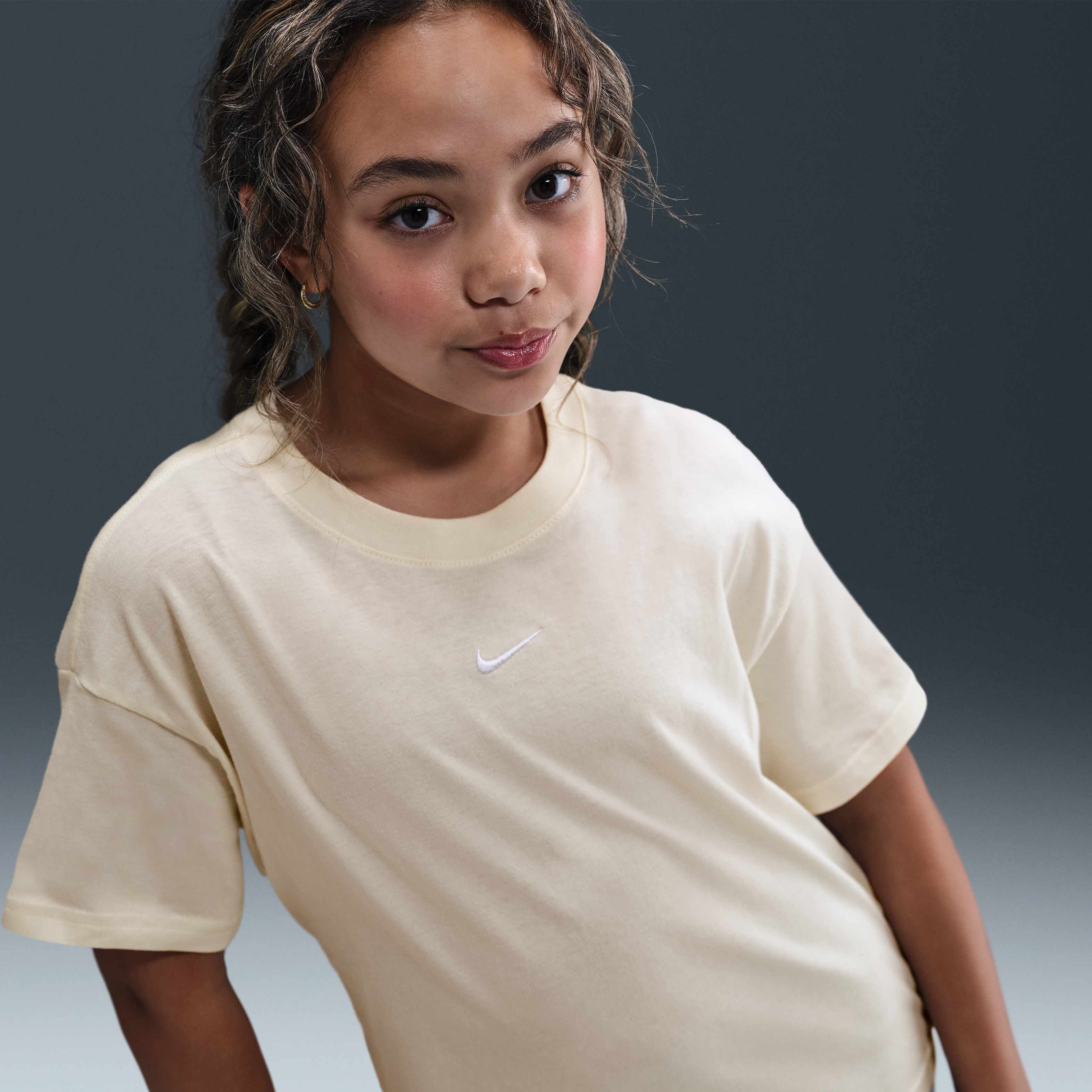 Nike Sportswear Essential image number 0