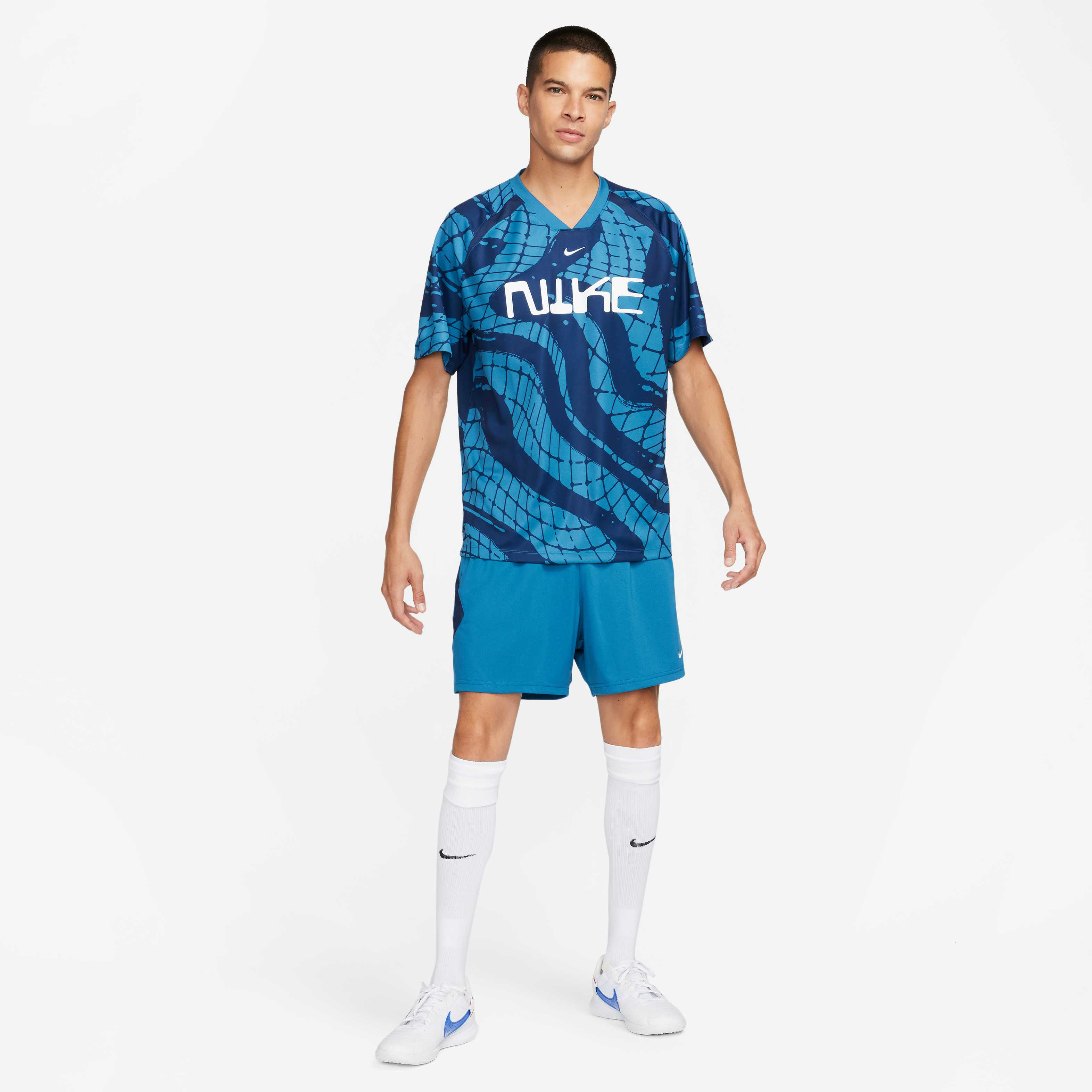 Nike Dri-FIT image number 5