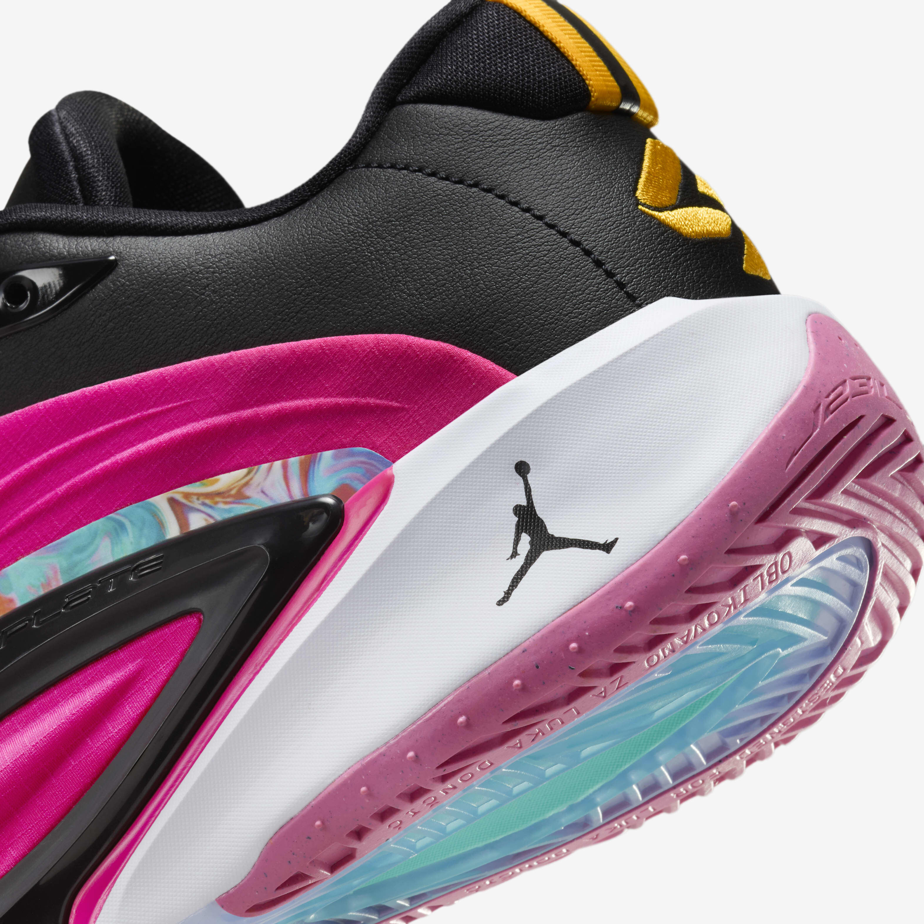 Luka 3 'Imaginarium' image number 7