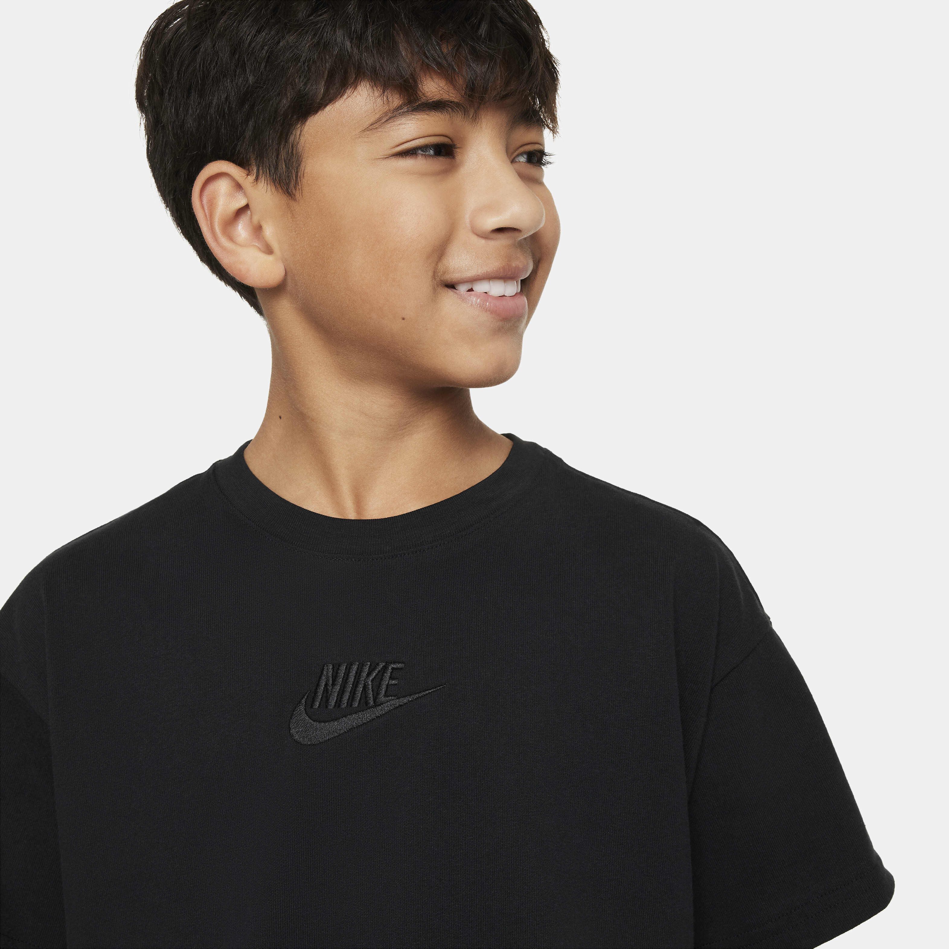 Nike Sportswear image number 2