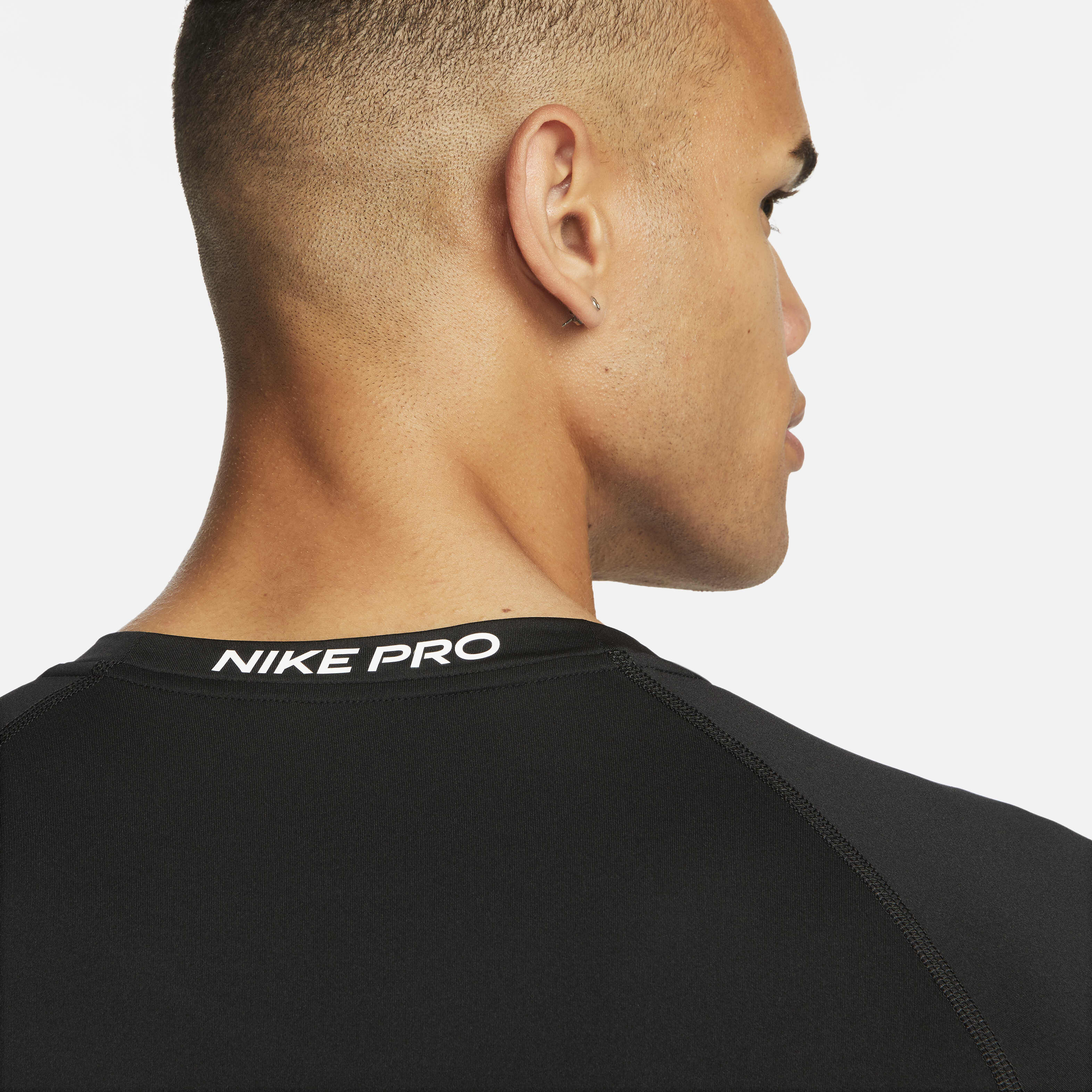 Nike Pro image number 3