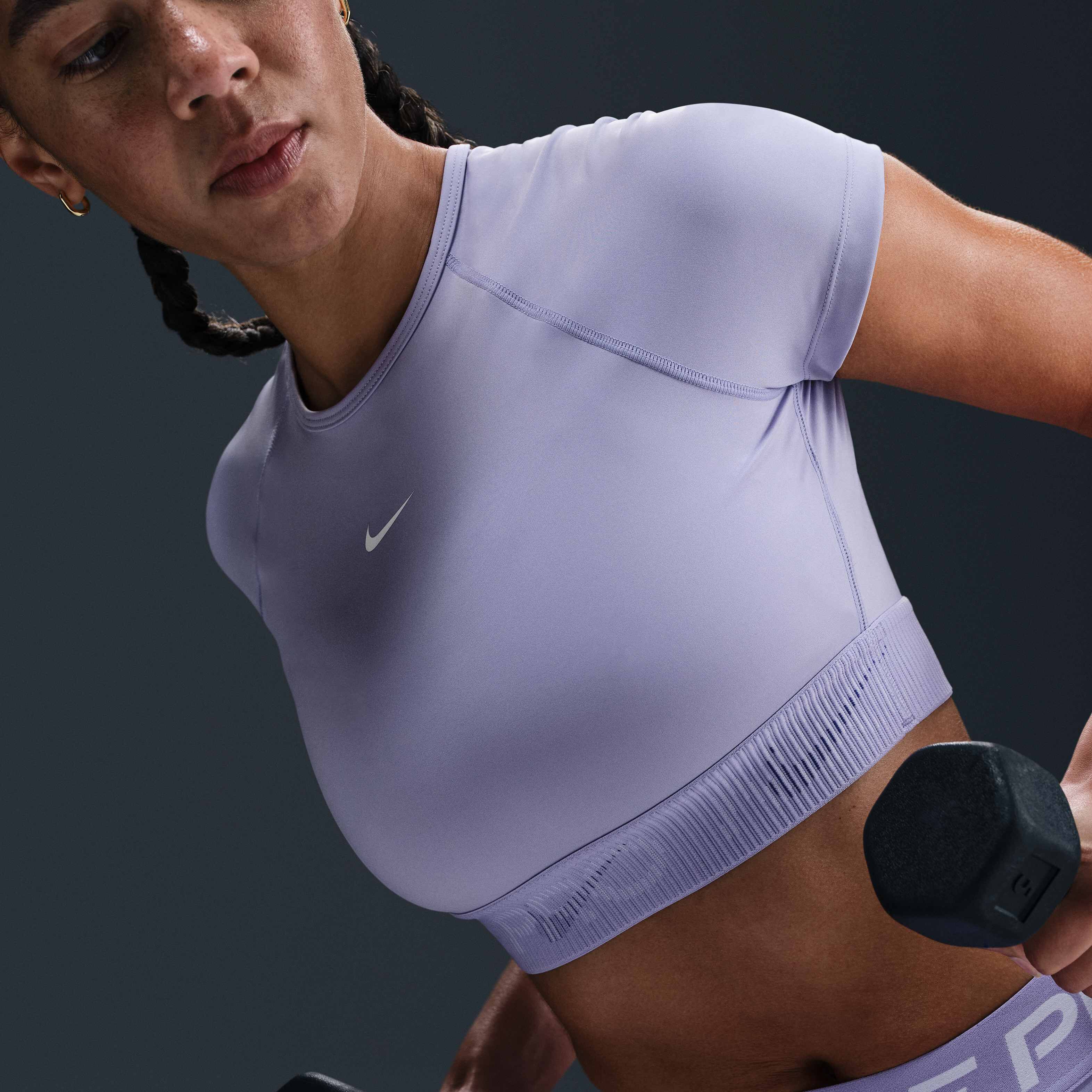 Nike Pro image number 2
