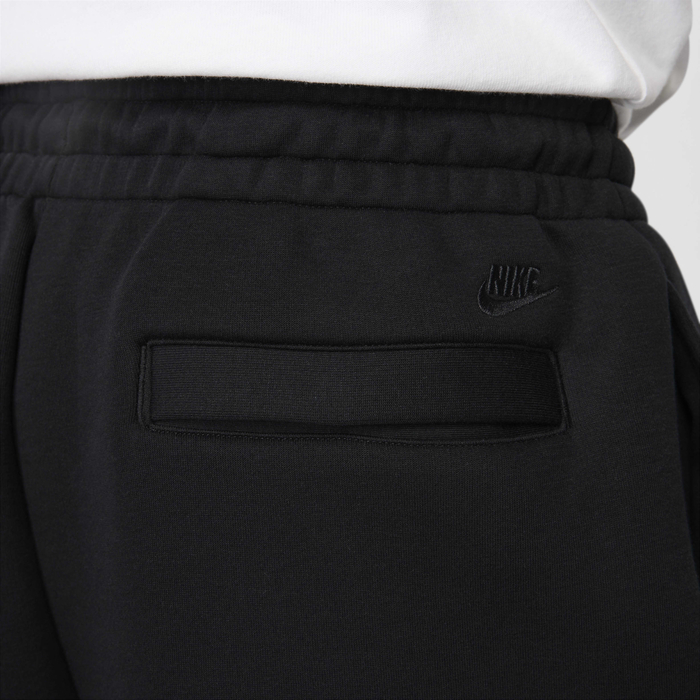 Nike Tech image number 4 Nike Tech image number 4