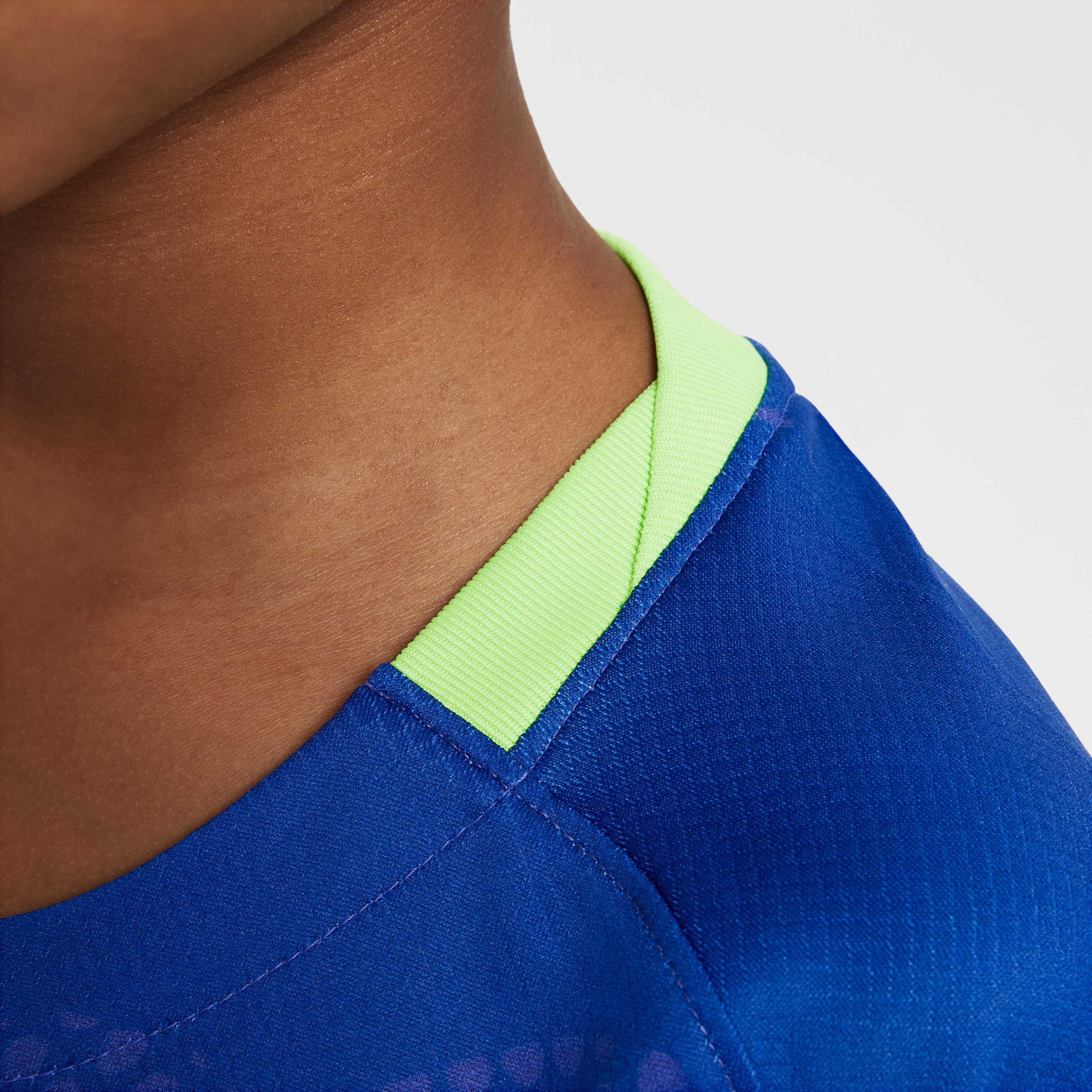 Brazil 2025 Stadium Away (Women's Team) image number 3